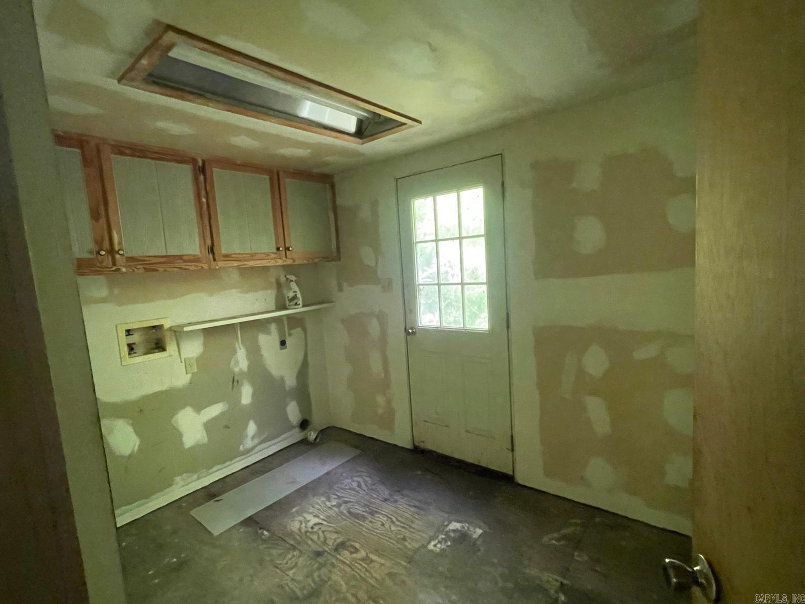 Photo 13 - Residential for sale – 881  Driftwood Drive   Pineville, AR