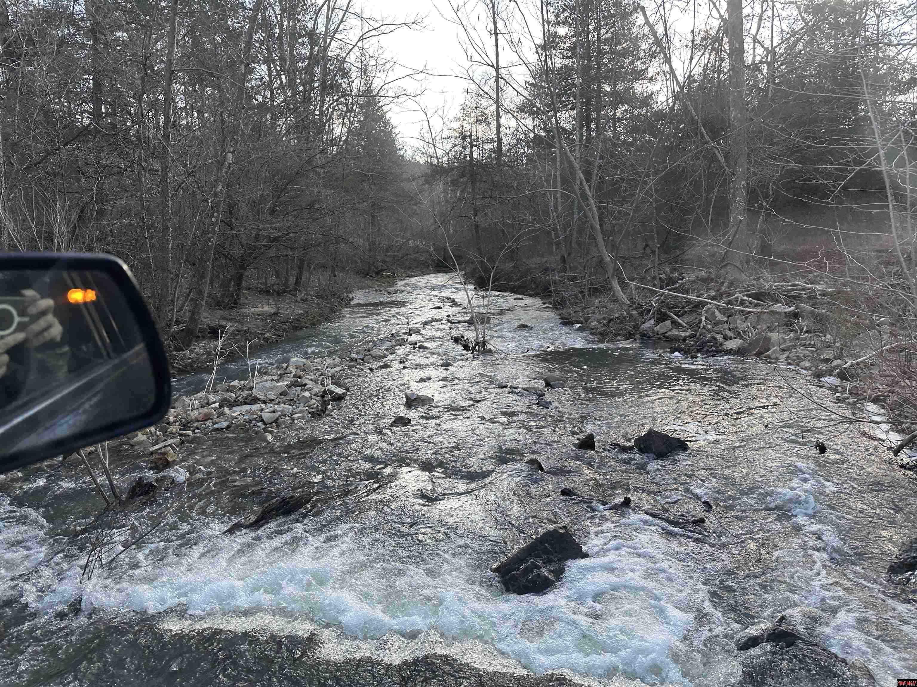 Photo 5 - Residential for sale – 881  Driftwood Drive   Pineville, AR