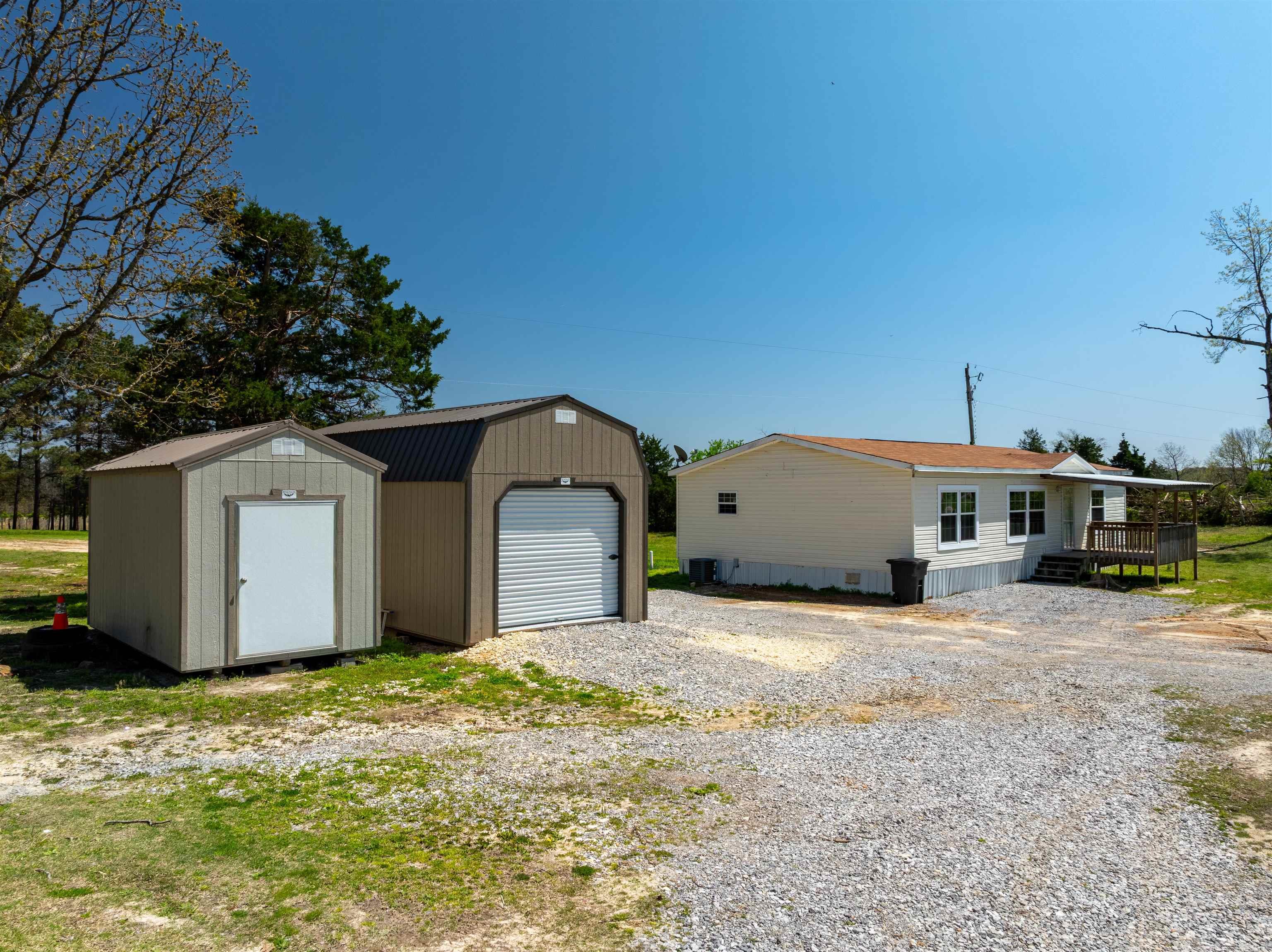 Photo 2 - Residential for sale – 536  Melon Dr   Cave City, AR