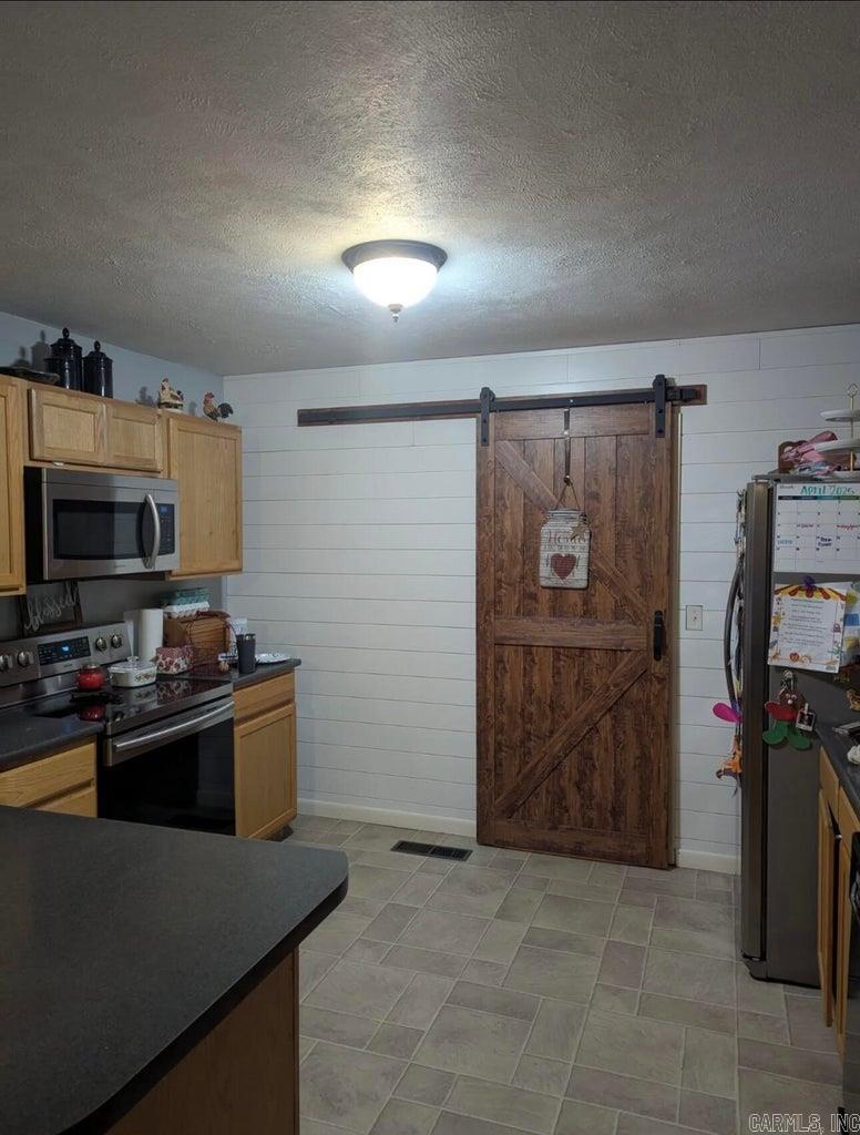 Photo 8 - Residential for sale – 85  Peggy   Mammoth Spring, AR