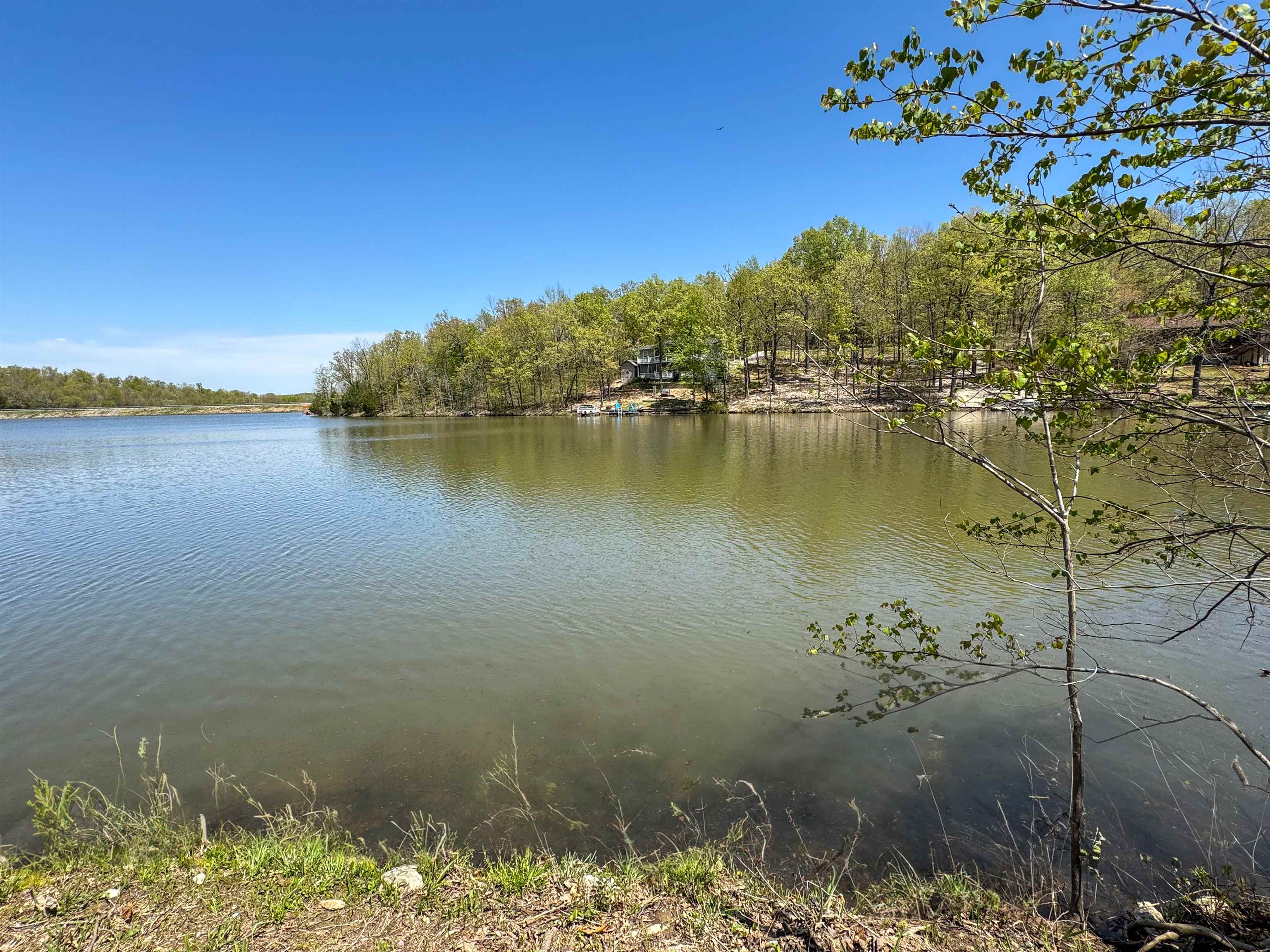 Photo 10 - Vacant Land for sale – Lot 14  Hualapi Dr   Cherokee Village, AR