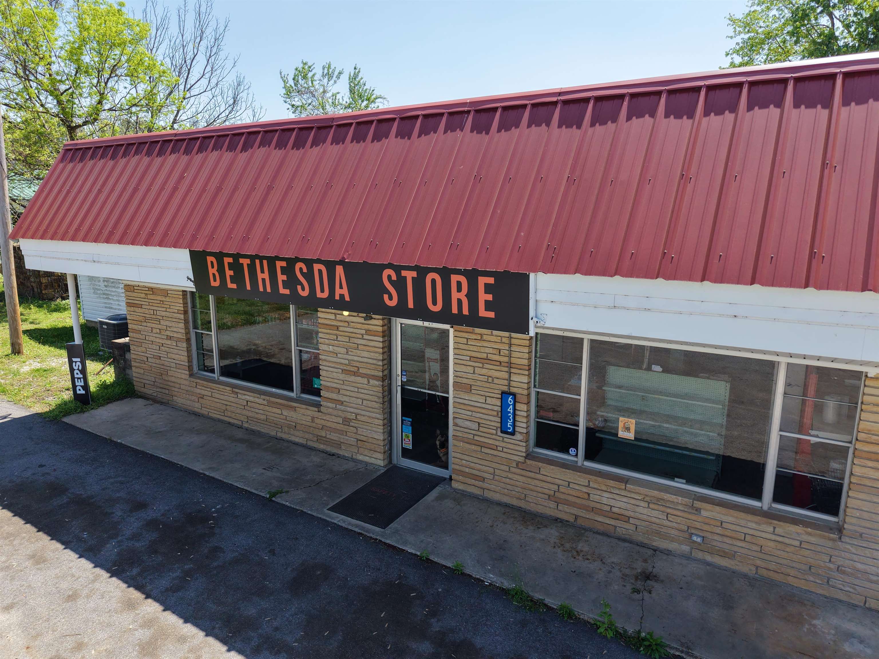 Photo 23 - Commercial / Industrial for sale – 6435  Bethesda Lane   Batesville, AR