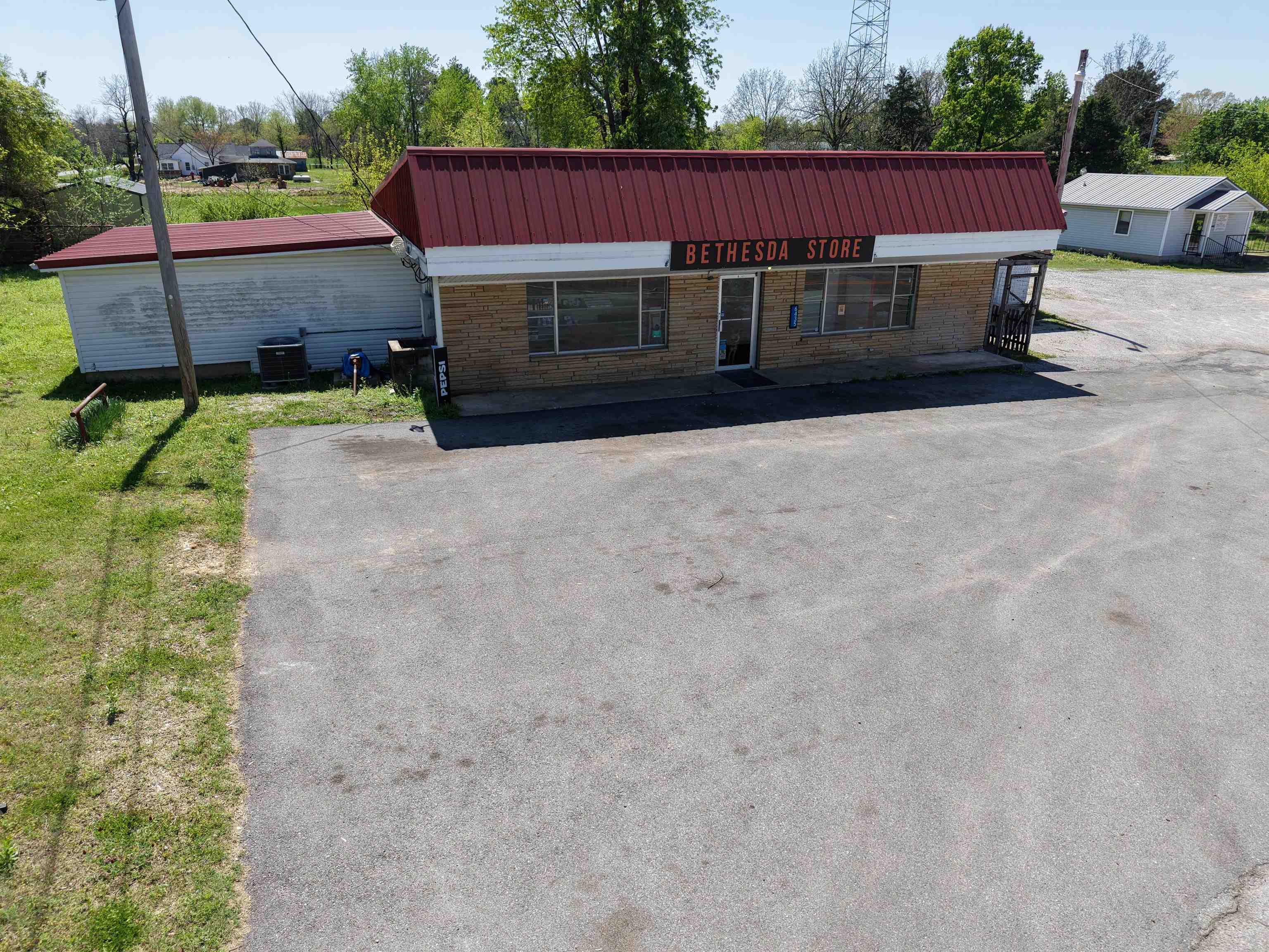 Photo 27 - Commercial / Industrial for sale – 6435  Bethesda Lane   Batesville, AR
