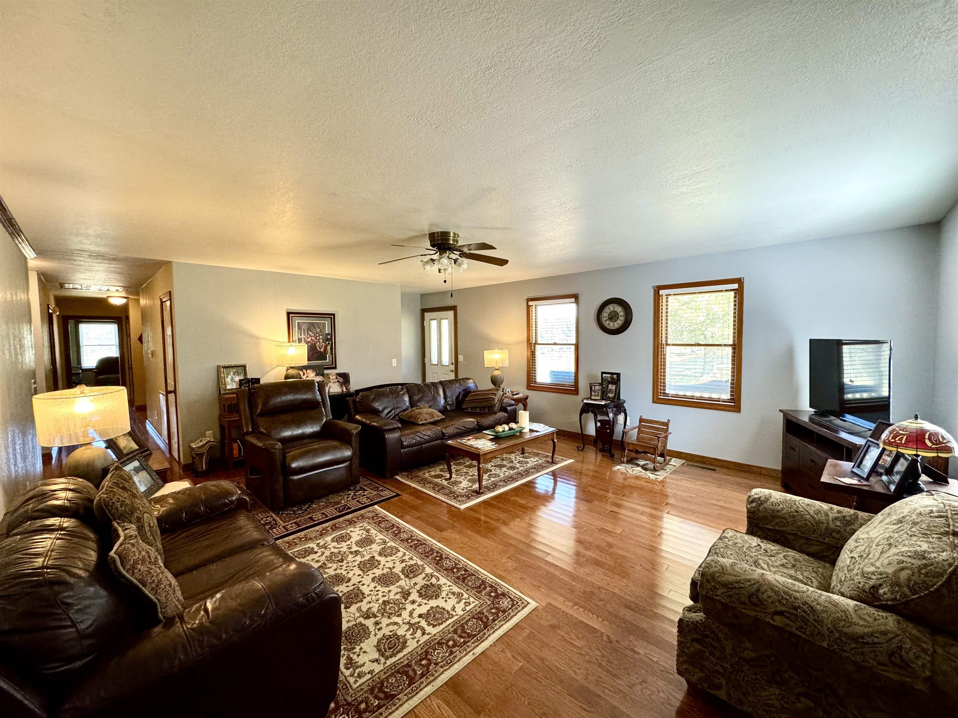 Photo 2 - Residential for sale – 1660  Knob Creek Road   Melbourne, AR