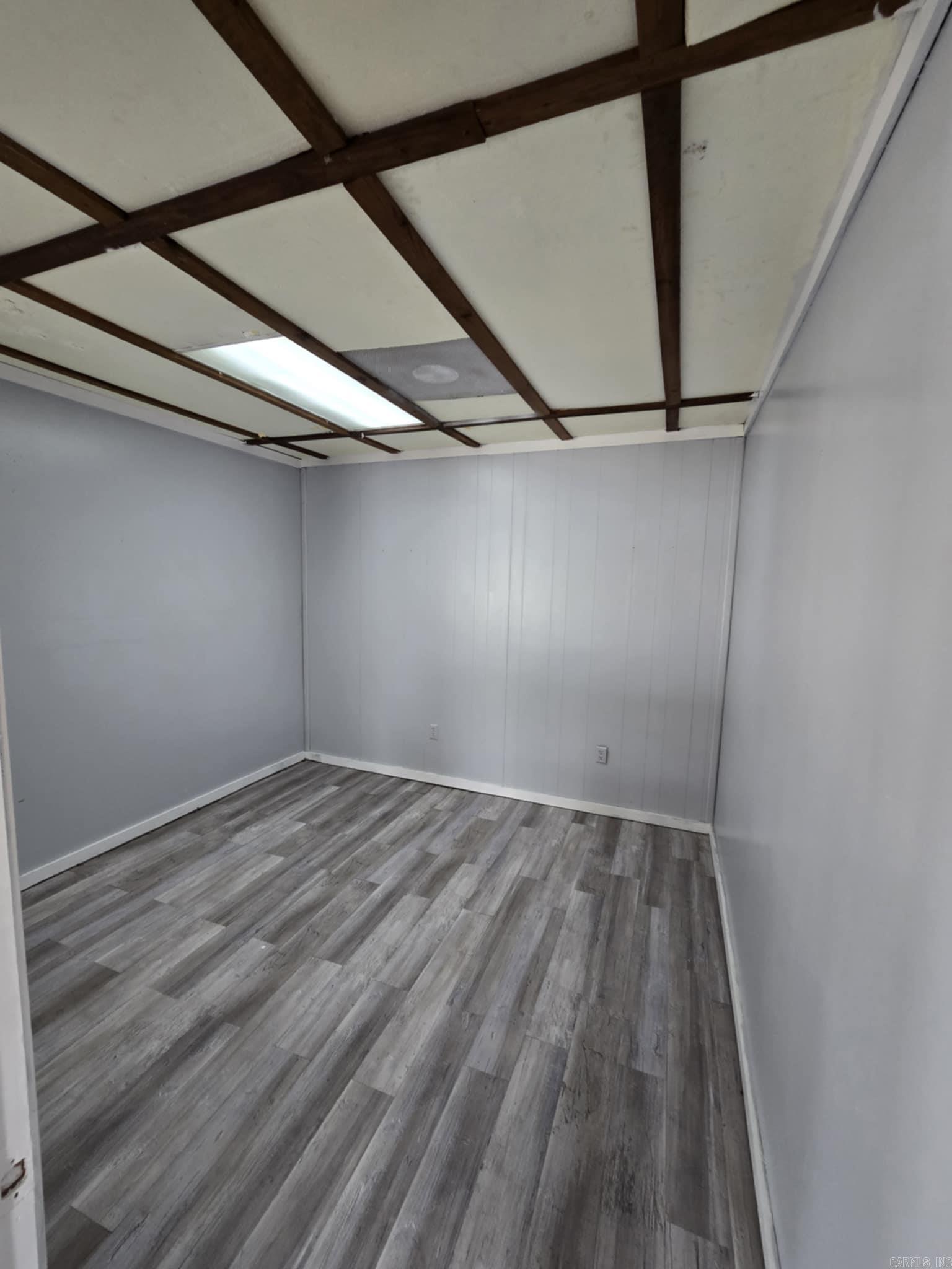 Photo 13 - Commercial / Industrial for sale – 20,22,24  Garden   Calico Rock, AR