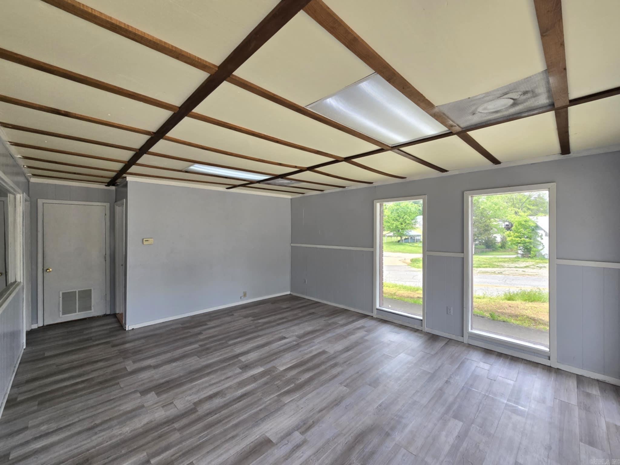 Photo 15 - Commercial / Industrial for sale – 20,22,24  Garden   Calico Rock, AR