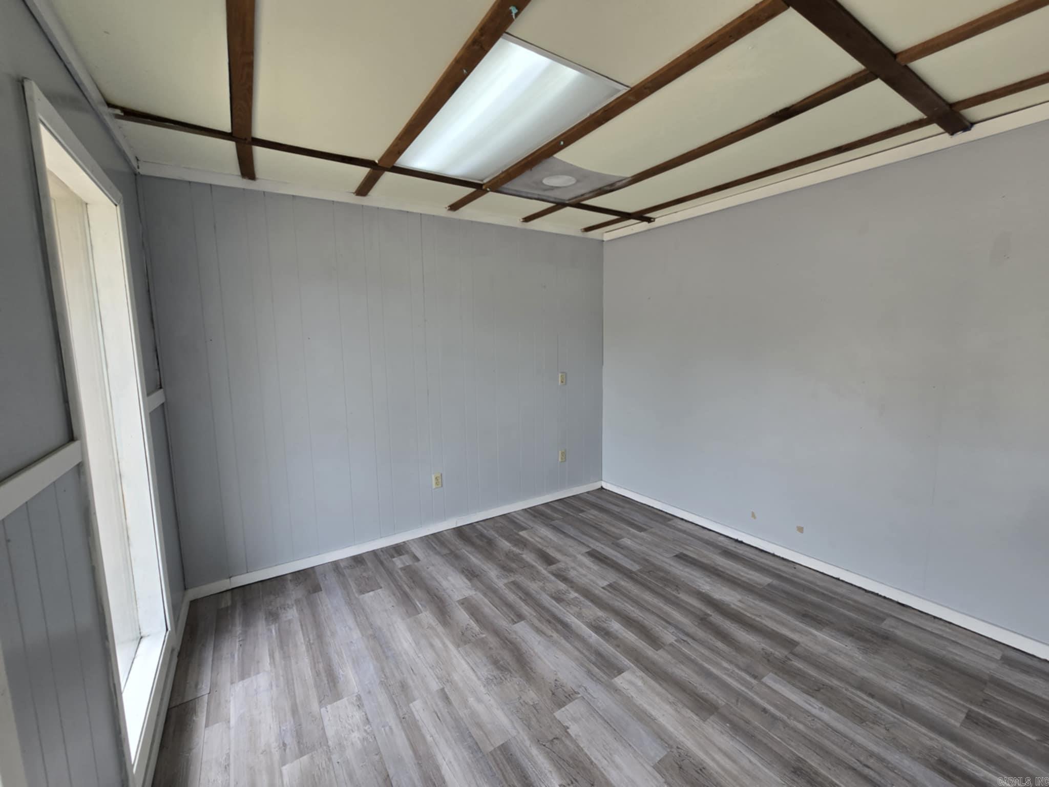 Photo 17 - Commercial / Industrial for sale – 20,22,24  Garden   Calico Rock, AR