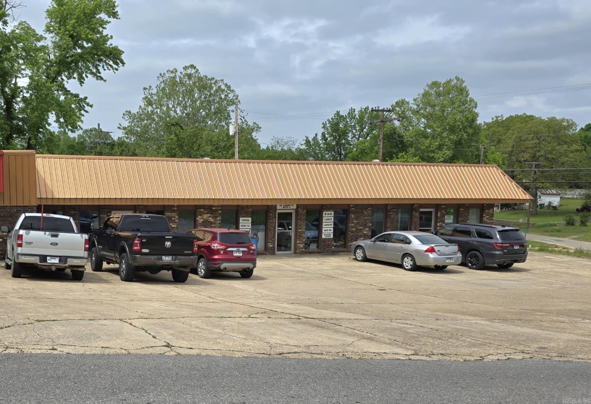 Photo 6 - Commercial / Industrial for sale – 20,22,24  Garden   Calico Rock, AR