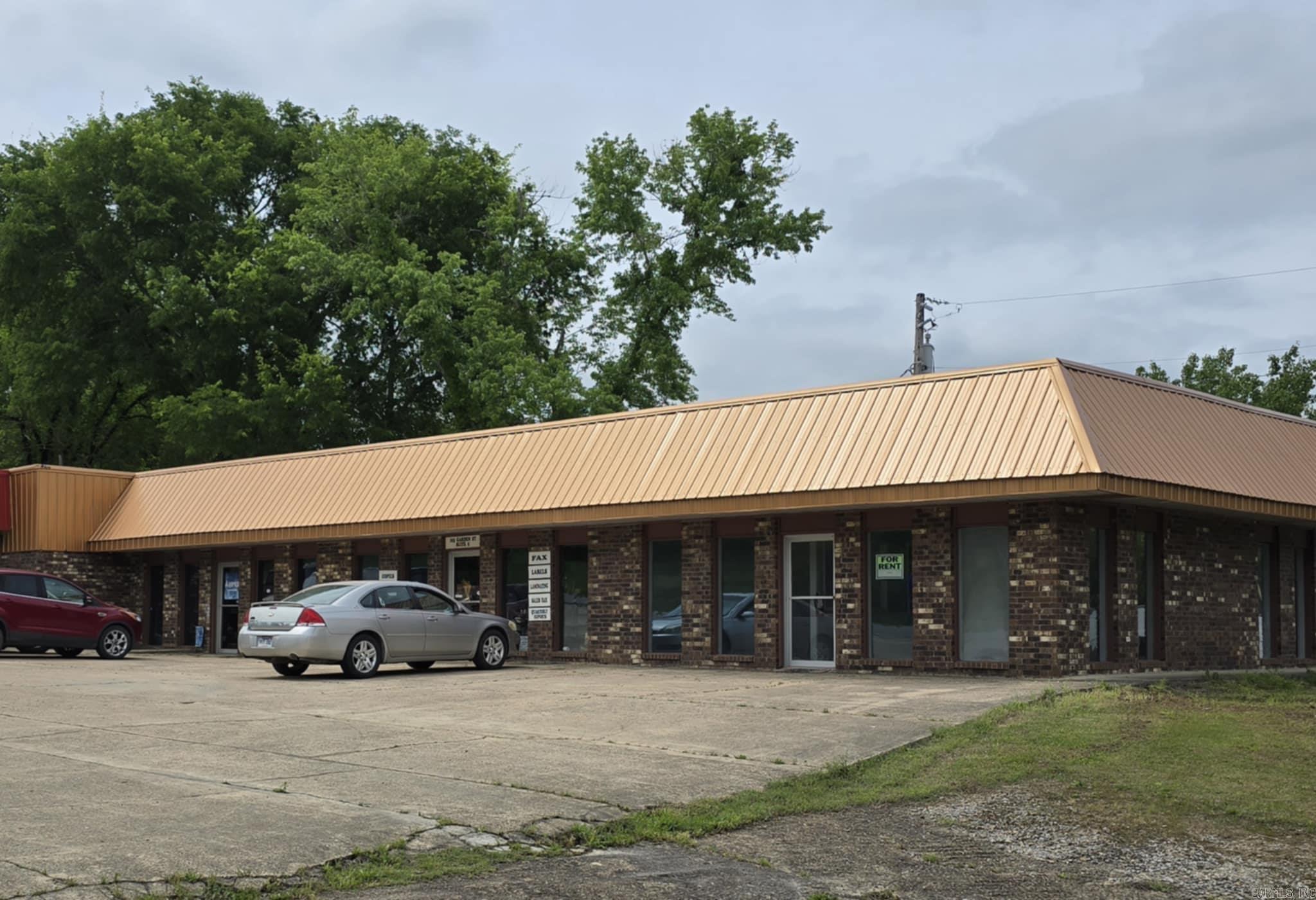 Photo 7 - Commercial / Industrial for sale – 20,22,24  Garden   Calico Rock, AR