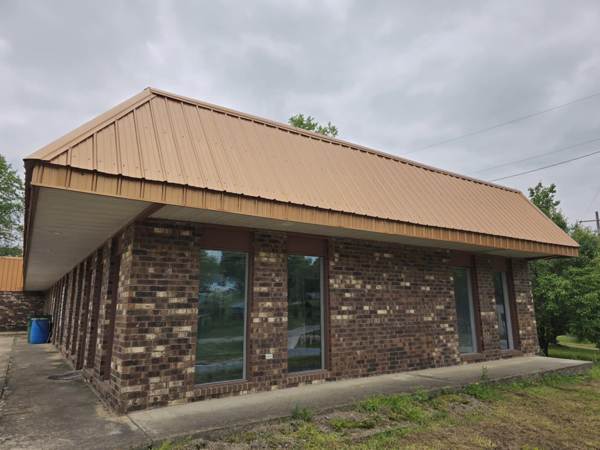 Photo 8 - Commercial / Industrial for sale – 20,22,24  Garden   Calico Rock, AR