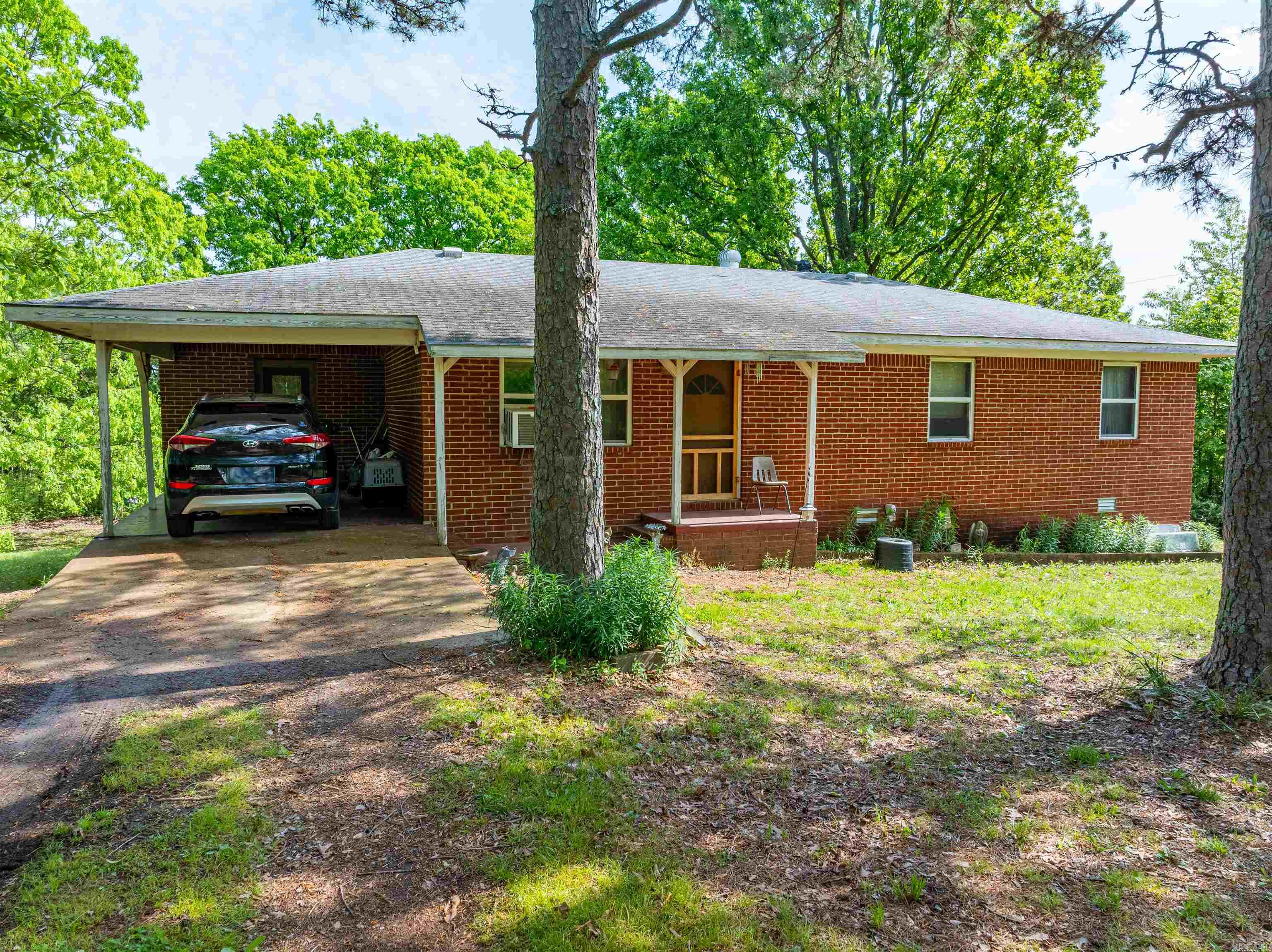Photo 3 - Residential for sale – 3009 N Main   Mount Pleasant, AR