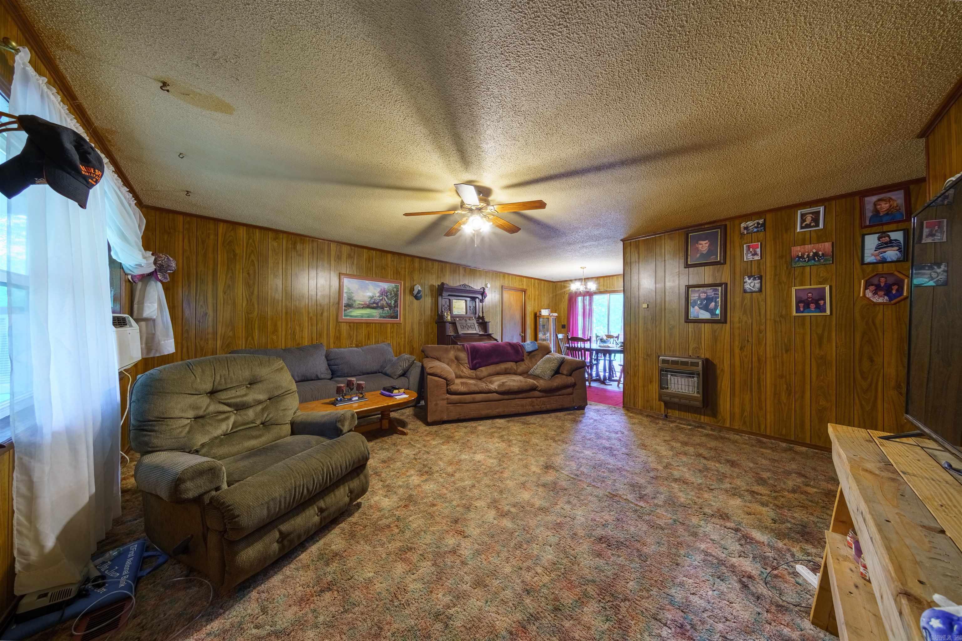 Photo 5 - Residential for sale – 3009 N Main   Mount Pleasant, AR