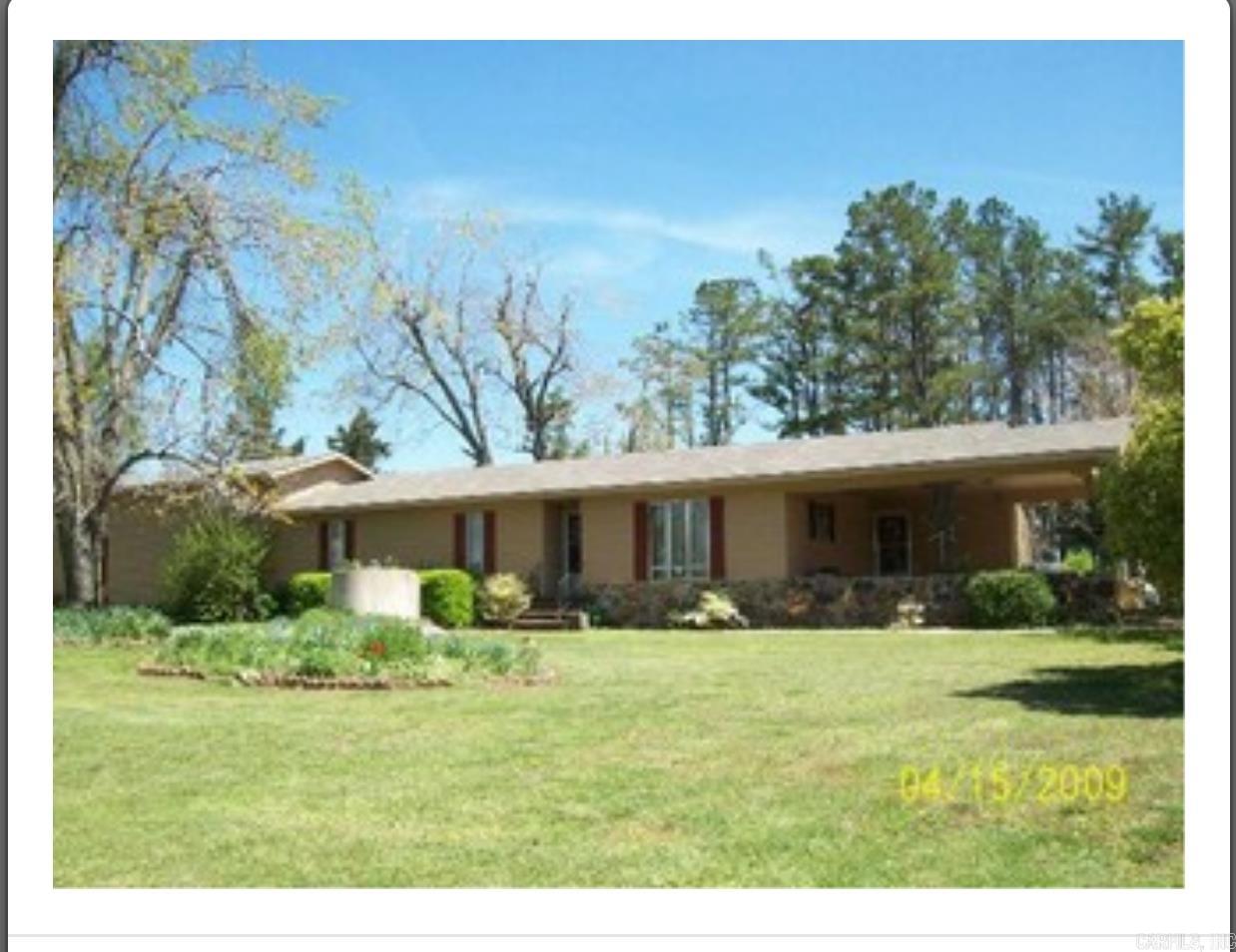 Residential for sale – 39 E Club Rd.   Pleasant Plains, AR