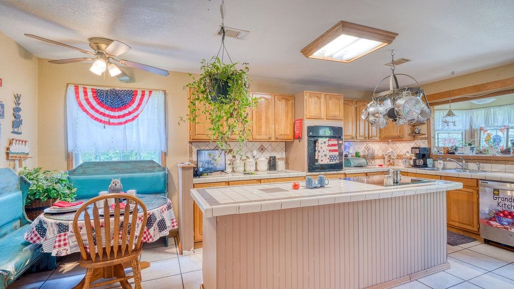 Photo 15 - Residential for sale – 1700  Sanders   Charlotte, AR