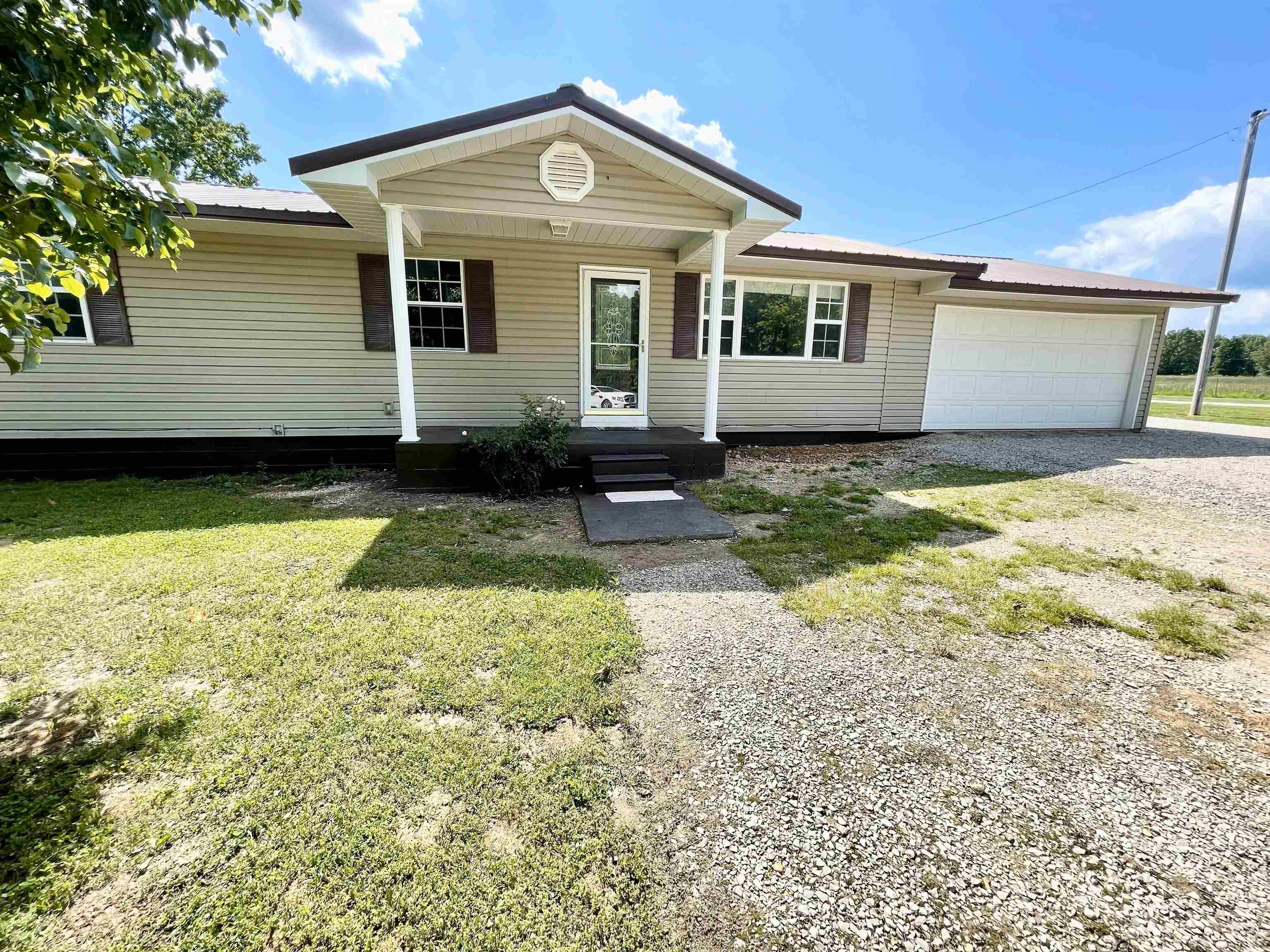 Photo 3 - Residential for sale – 806  Autumnwood   Ash Flat, AR