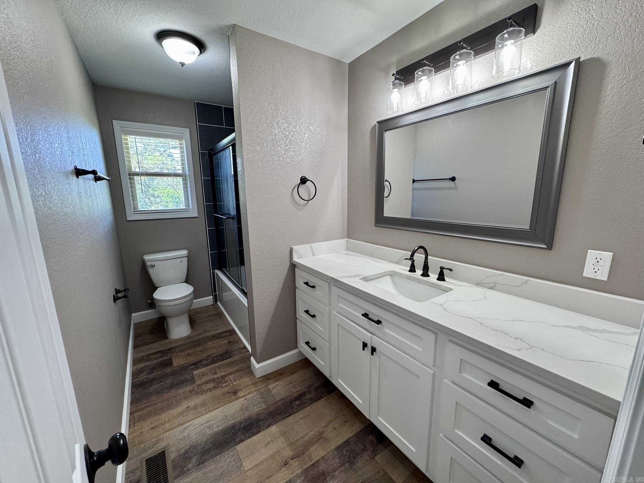 Photo 19 - Residential for sale – 2174  N Main Street   Melbourne, AR