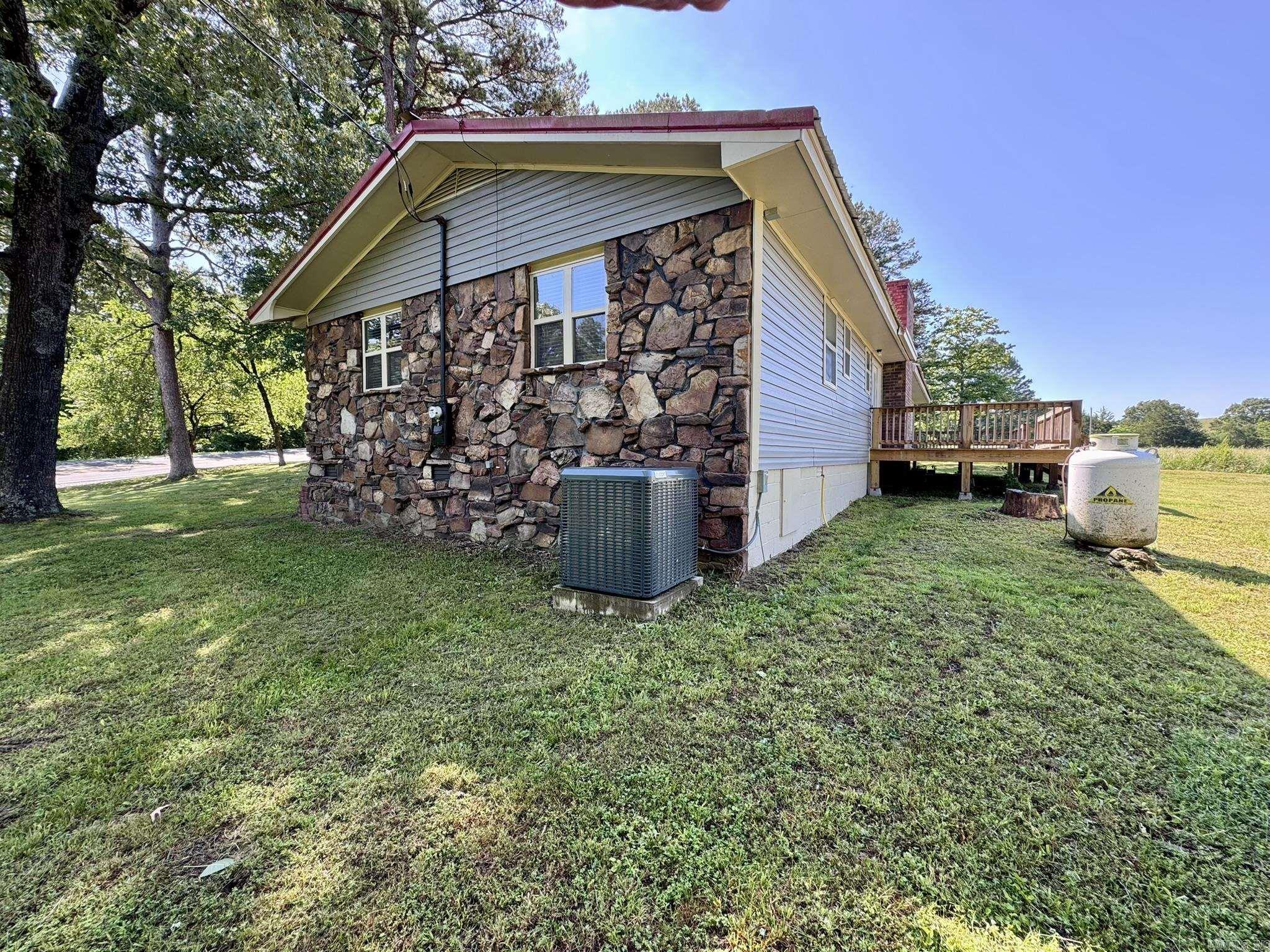 Photo 28 - Residential for sale – 2174  N Main Street   Melbourne, AR