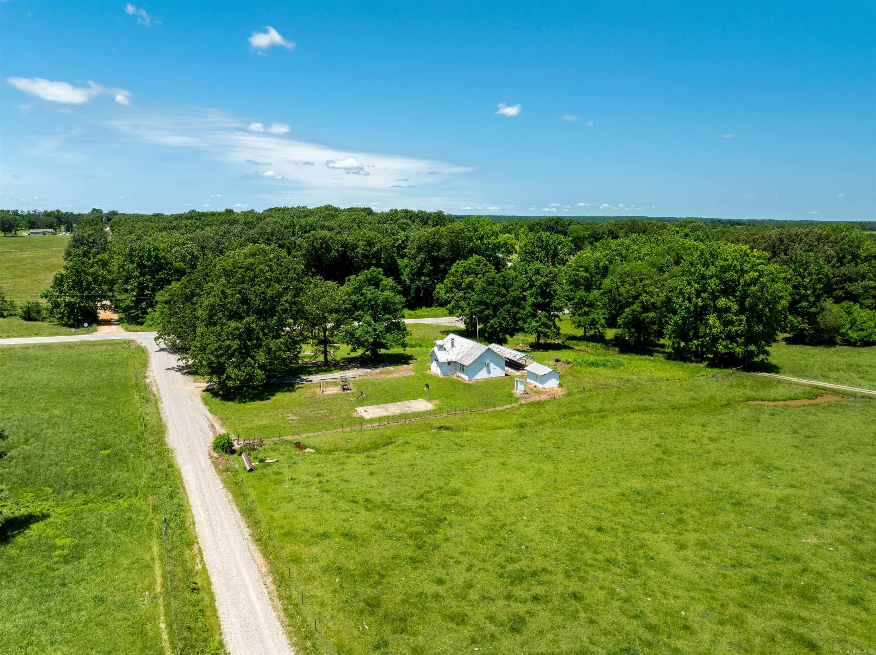 Photo 2 - Commercial / Industrial for sale – 5  Summerset   Cord, AR