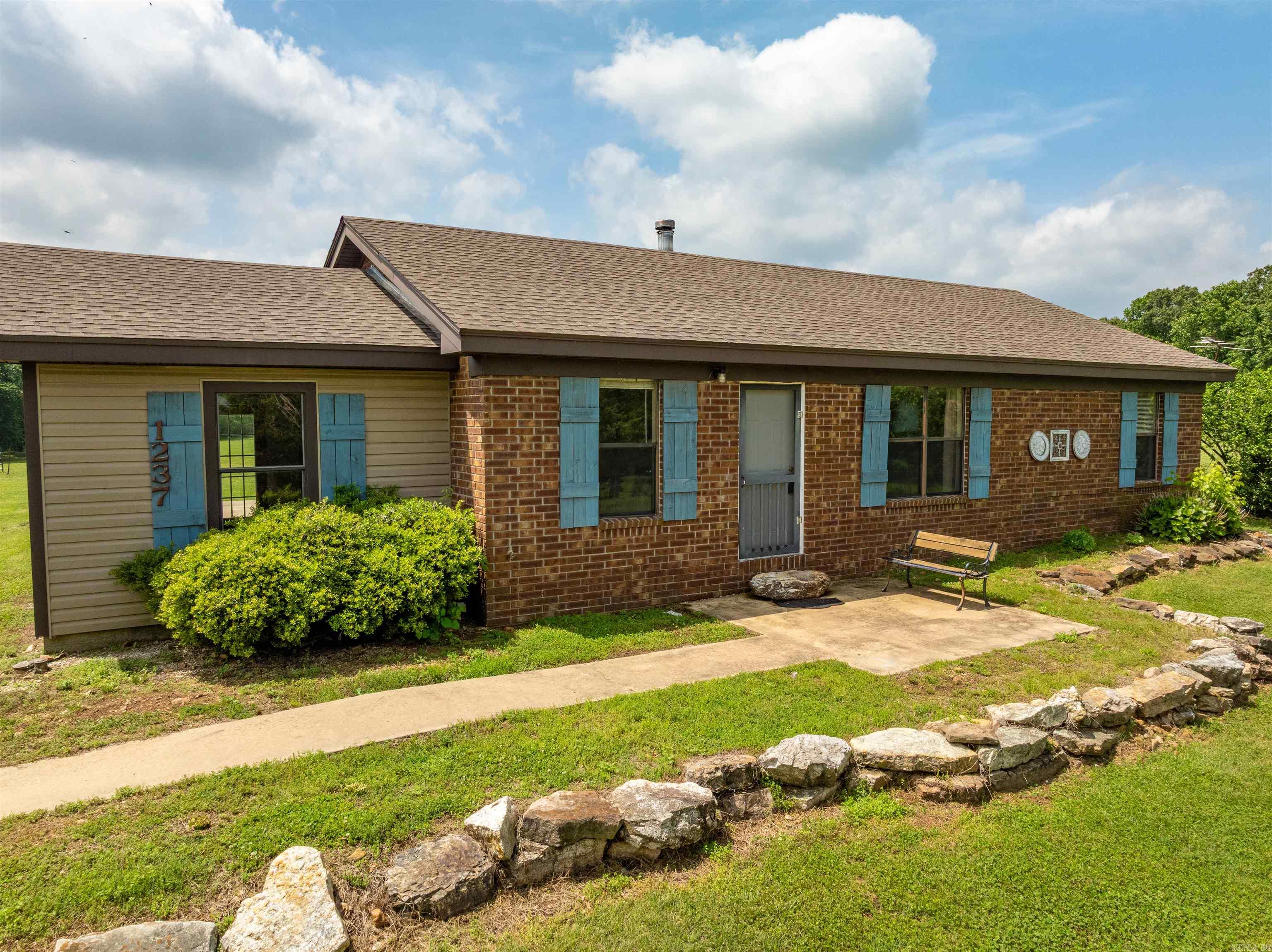 Photo 2 - Residential for sale – 1237  AR Hwy 354   Ash Flat, AR