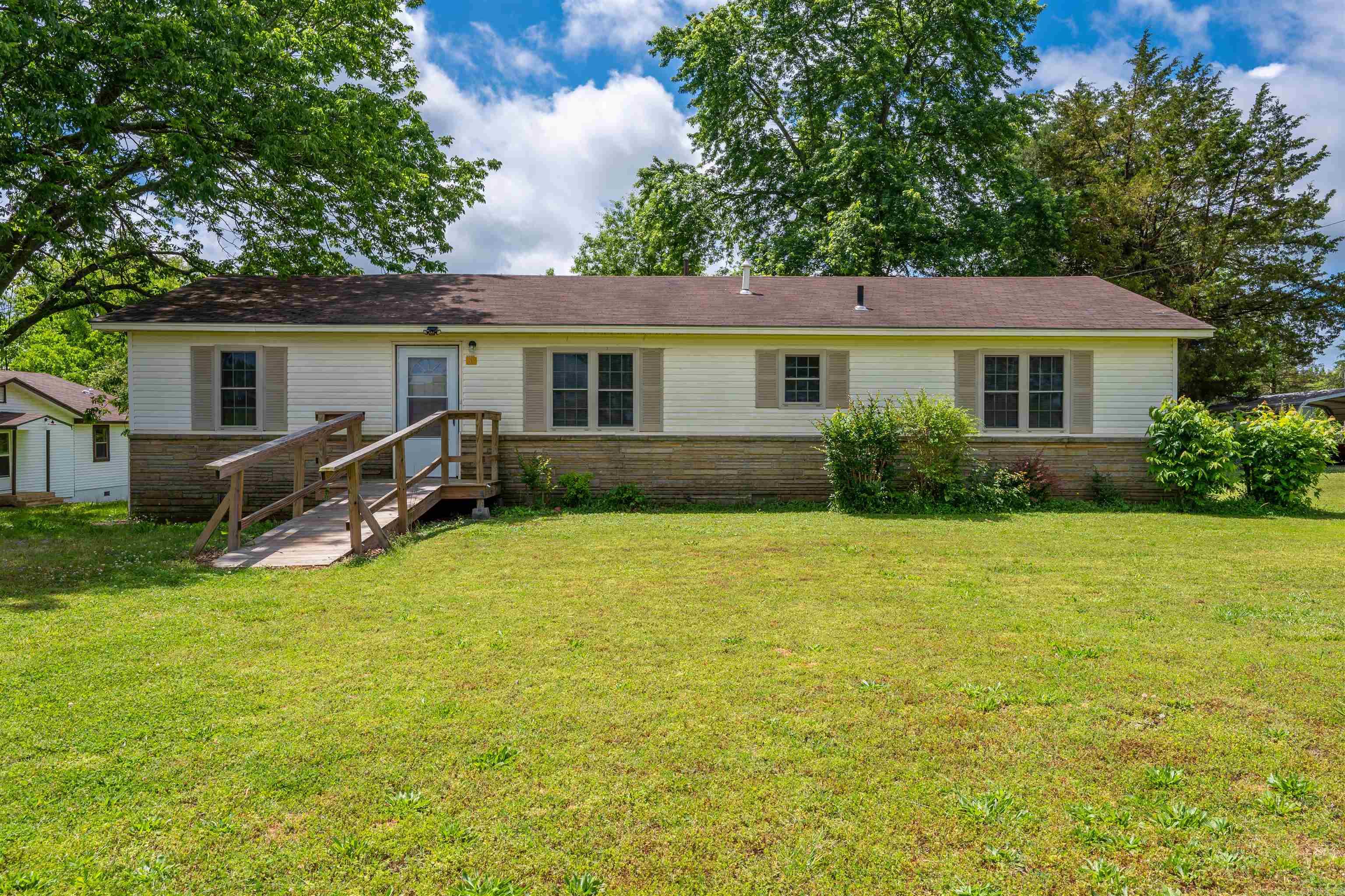 Photo 3 - Residential for sale – 89  Wish St.   Pleasant Plains, AR