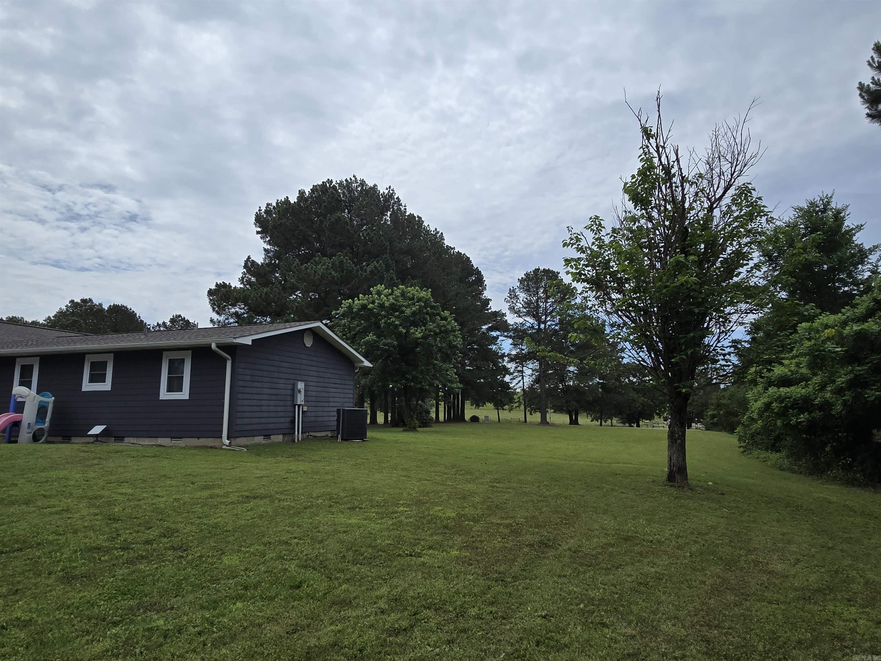 Photo 9 - Residential for sale – 2373  West Rd   Mount Pleasant, AR