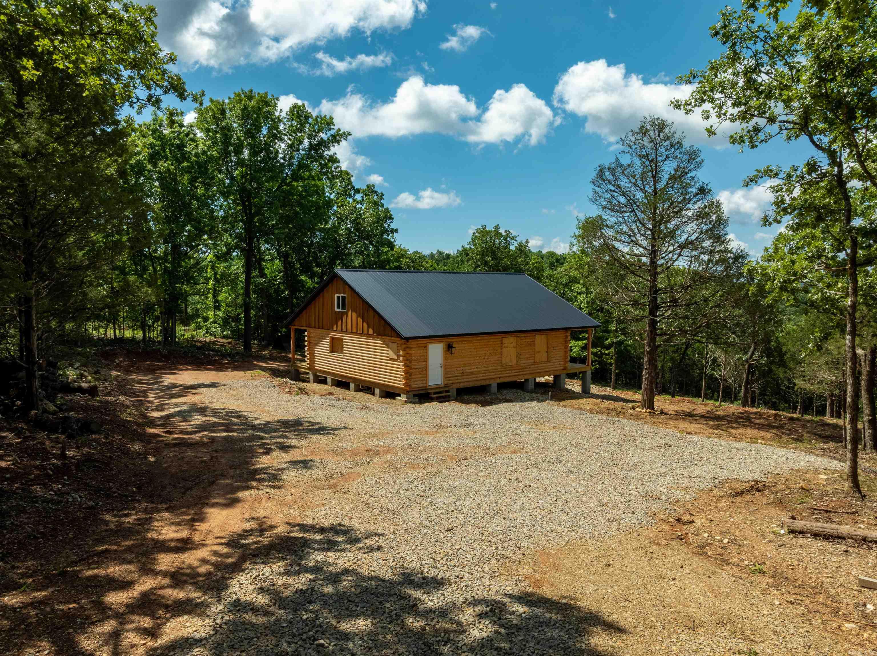 Photo 13 - Residential for sale – 447  Griffin Rd   Hardy, AR
