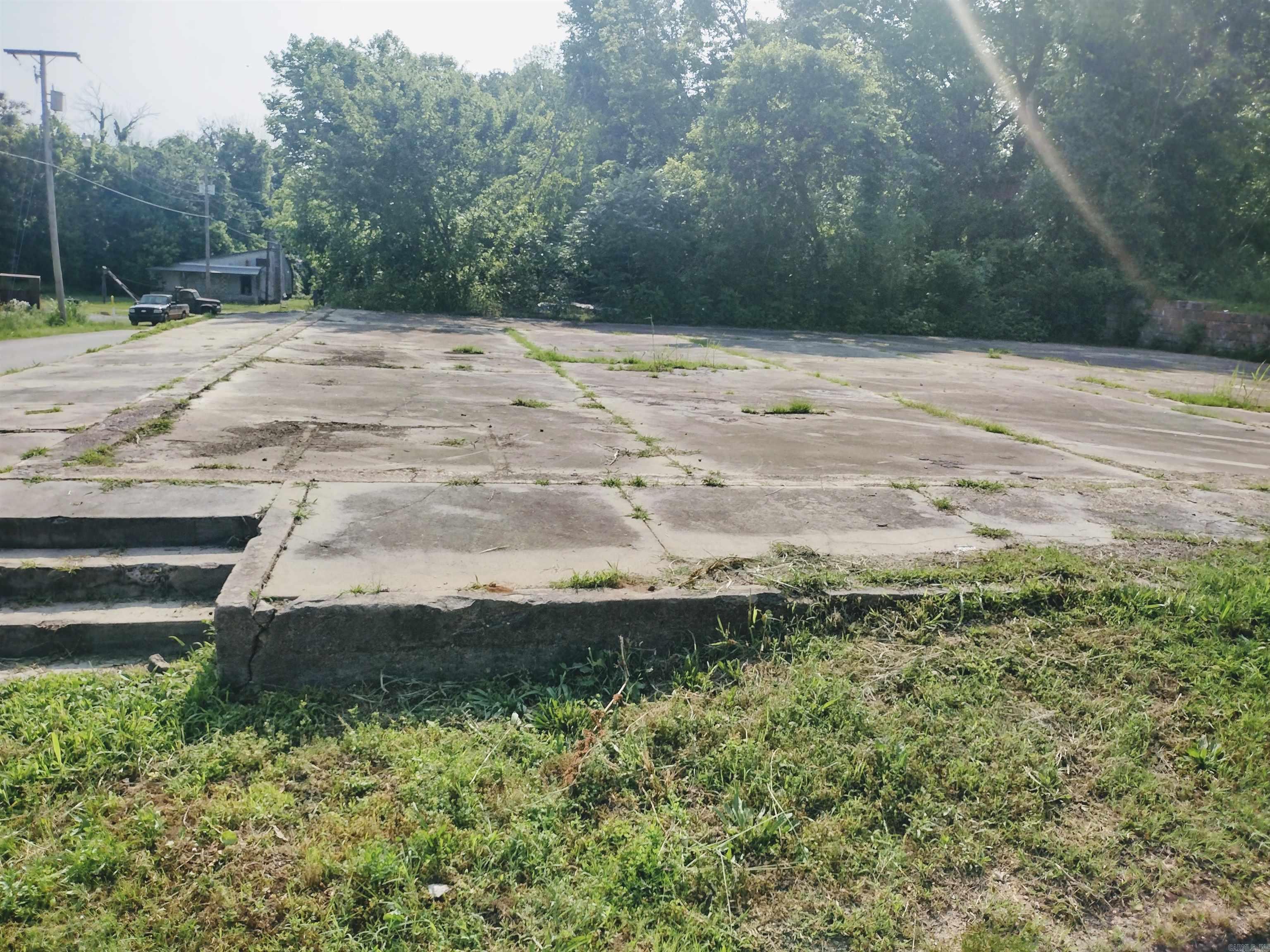 Photo 28 - Commercial / Industrial for sale – 131  Walnut ST   Calico Rock, AR