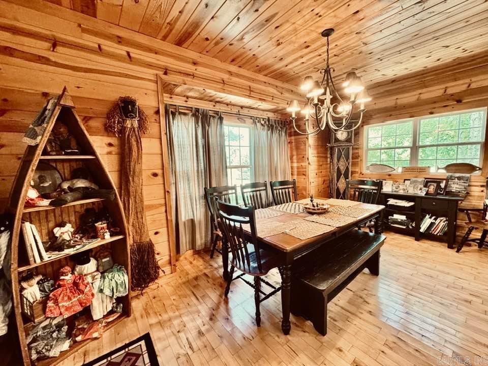 Photo 7 - Residential for sale – 1040/1056 S Riverview   Mountain View, AR