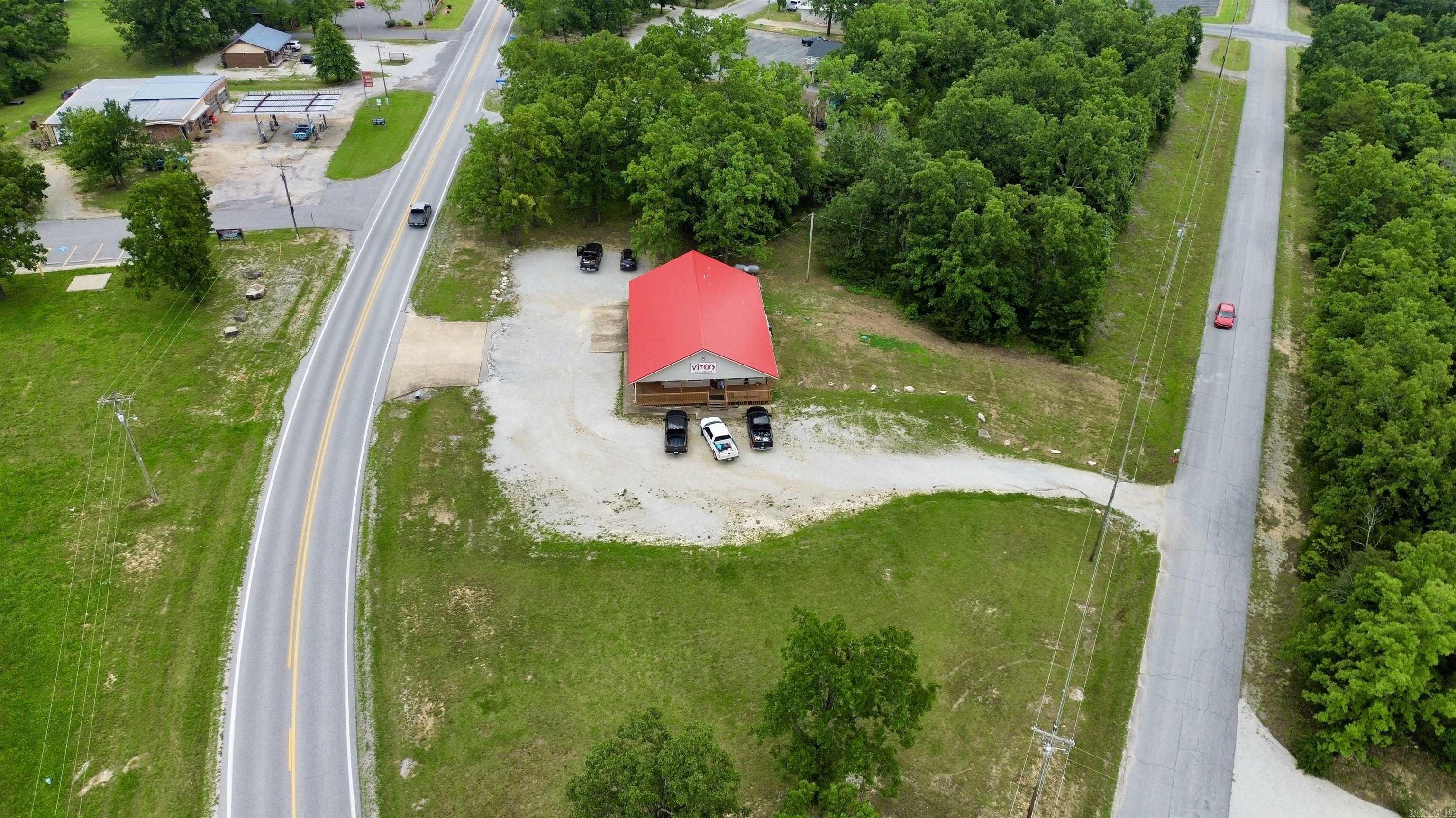 Photo 3 - Commercial / Industrial for sale – 700 S 4th Street   Horseshoe Bend, AR