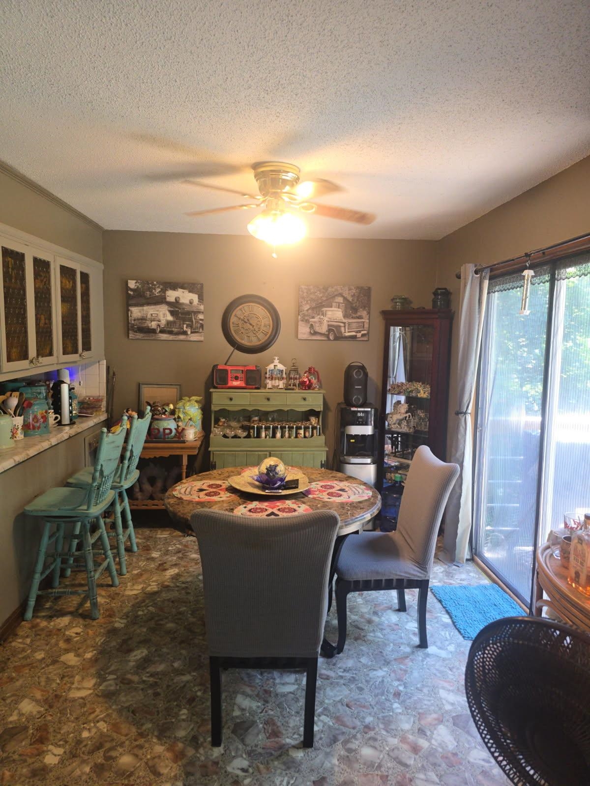 Photo 3 - Residential for sale – 1702 E Spring Drive   Horseshoe Bend, AR