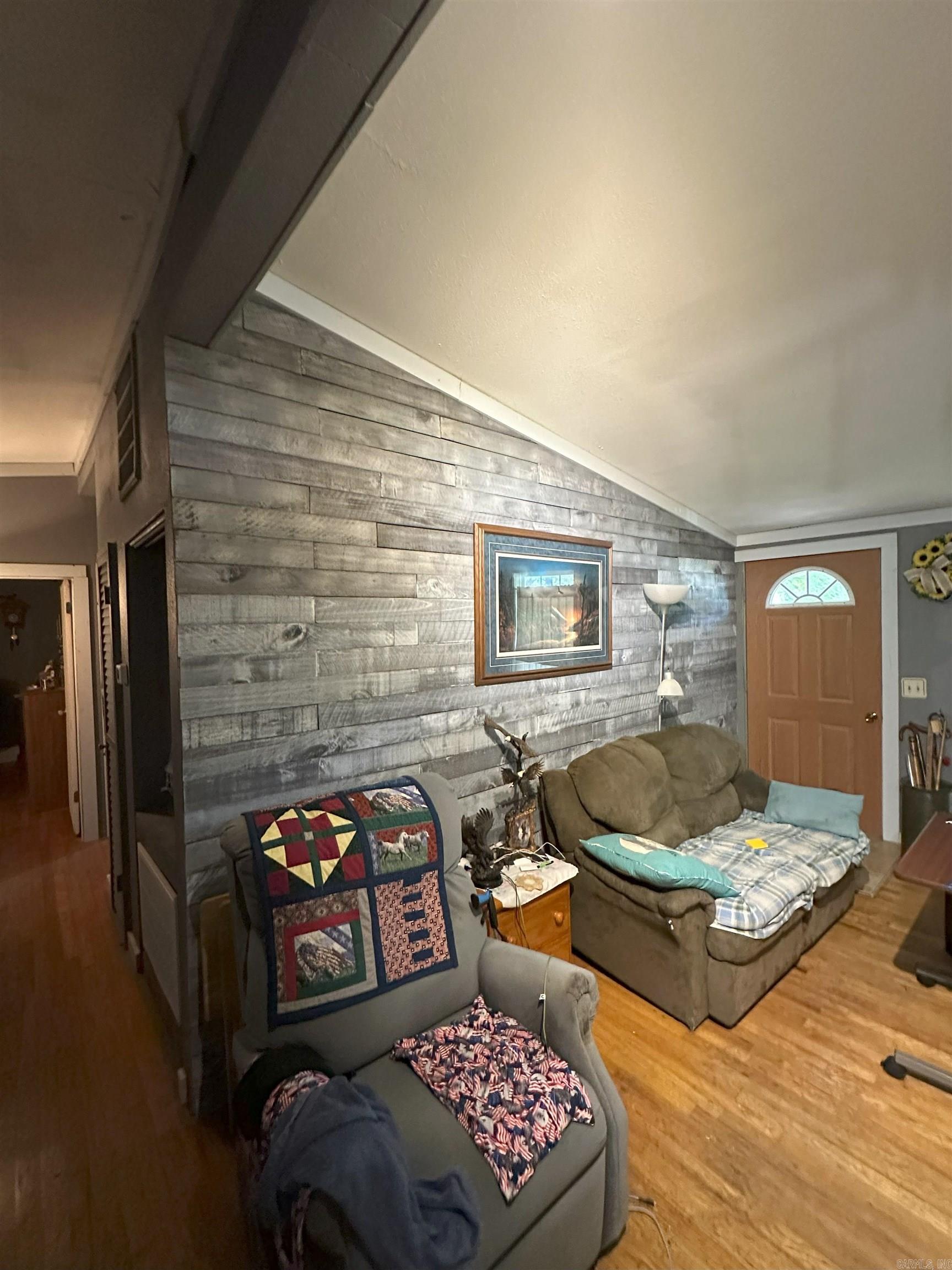 Photo 5 - Residential for sale – 11 S Ontario   Cherokee Village, AR