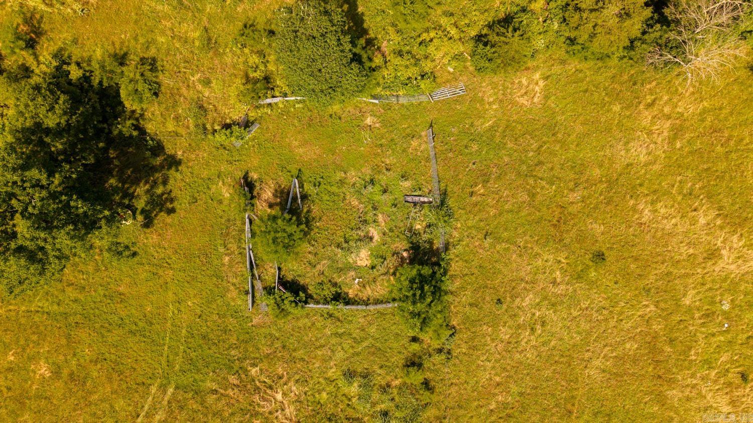 Photo 13 - Residential for sale – 804  Banks Road   Hardy, AR