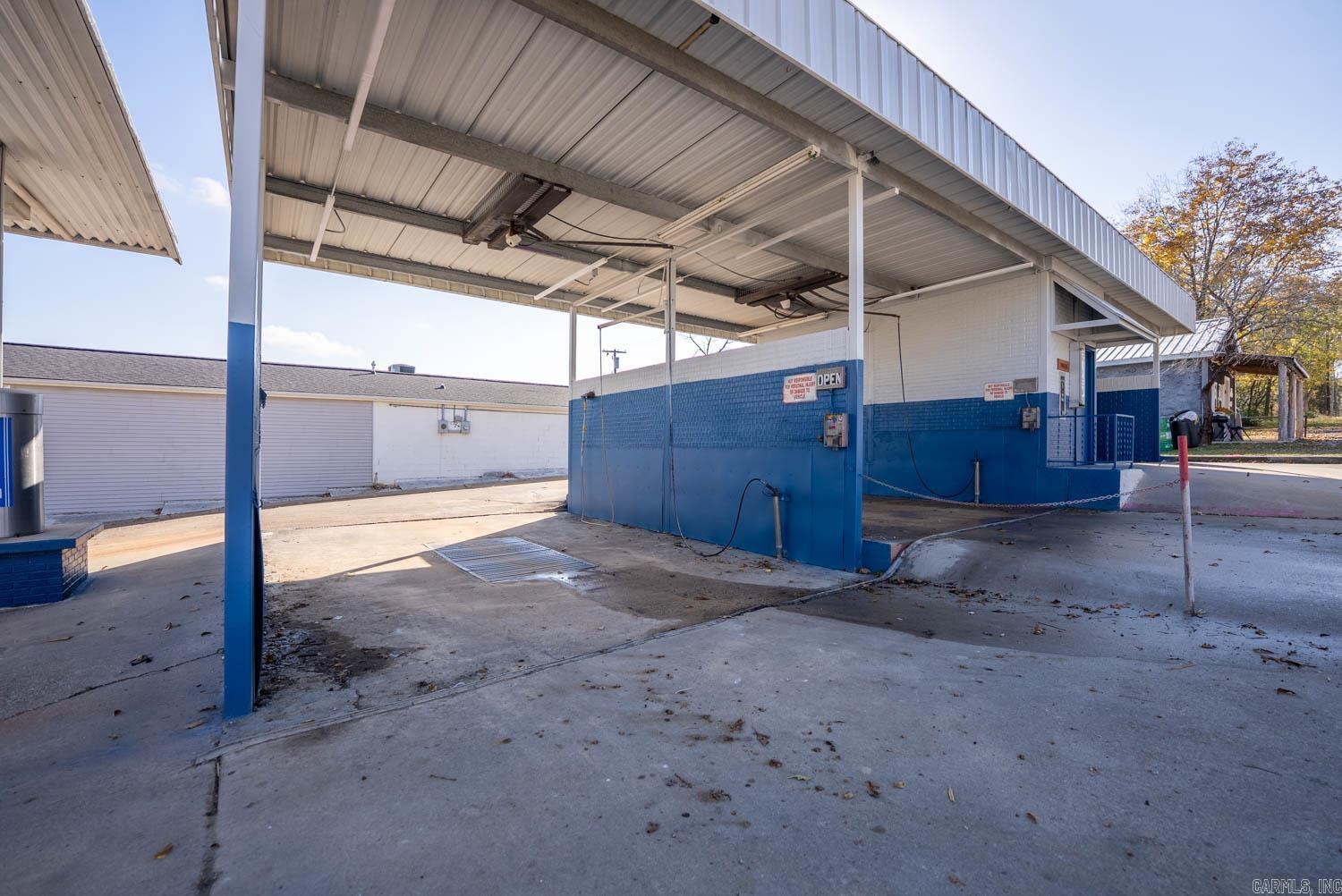 Photo 4 - Commercial / Industrial for sale – 120  South 4th Street   Mammoth Spring, AR