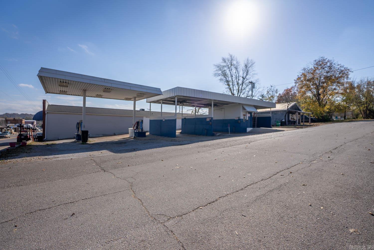 Photo 6 - Commercial / Industrial for sale – 120  South 4th Street   Mammoth Spring, AR