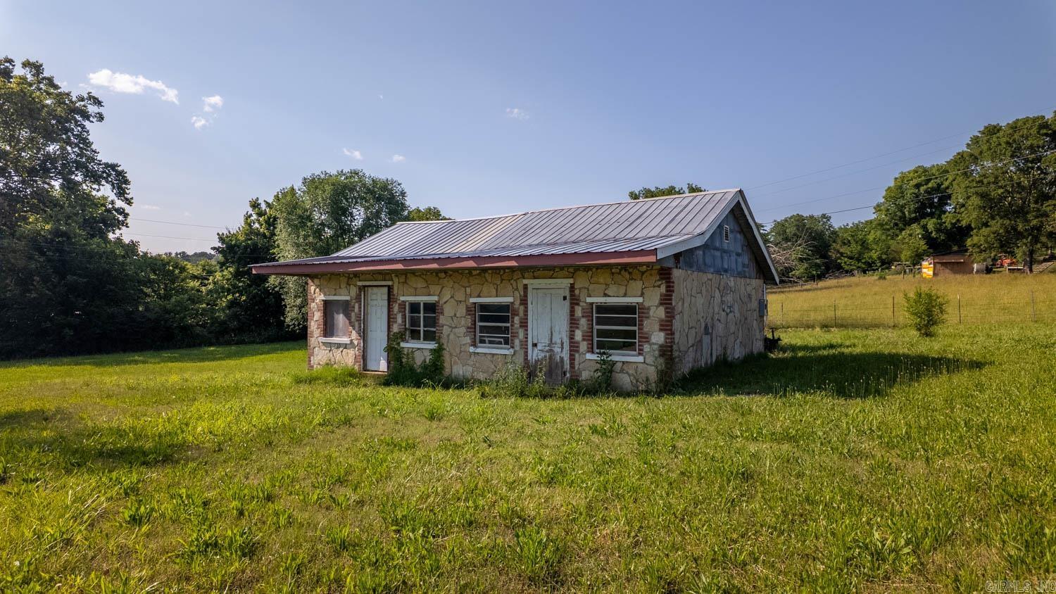 Photo 12 - Commercial / Industrial for sale – 2516  US Highway 63   Hardy, AR