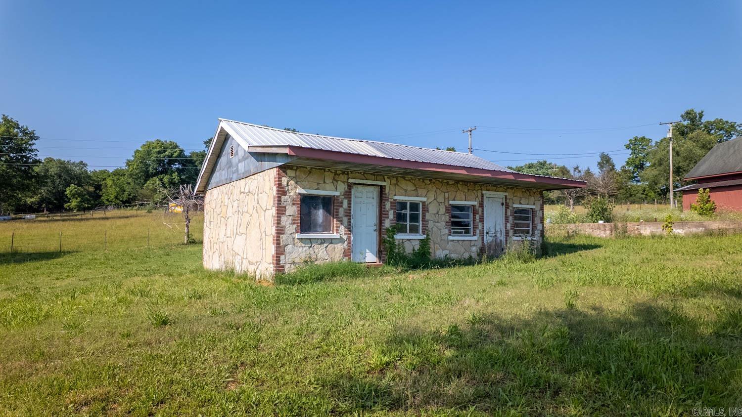 Photo 14 - Commercial / Industrial for sale – 2516  US Highway 63   Hardy, AR
