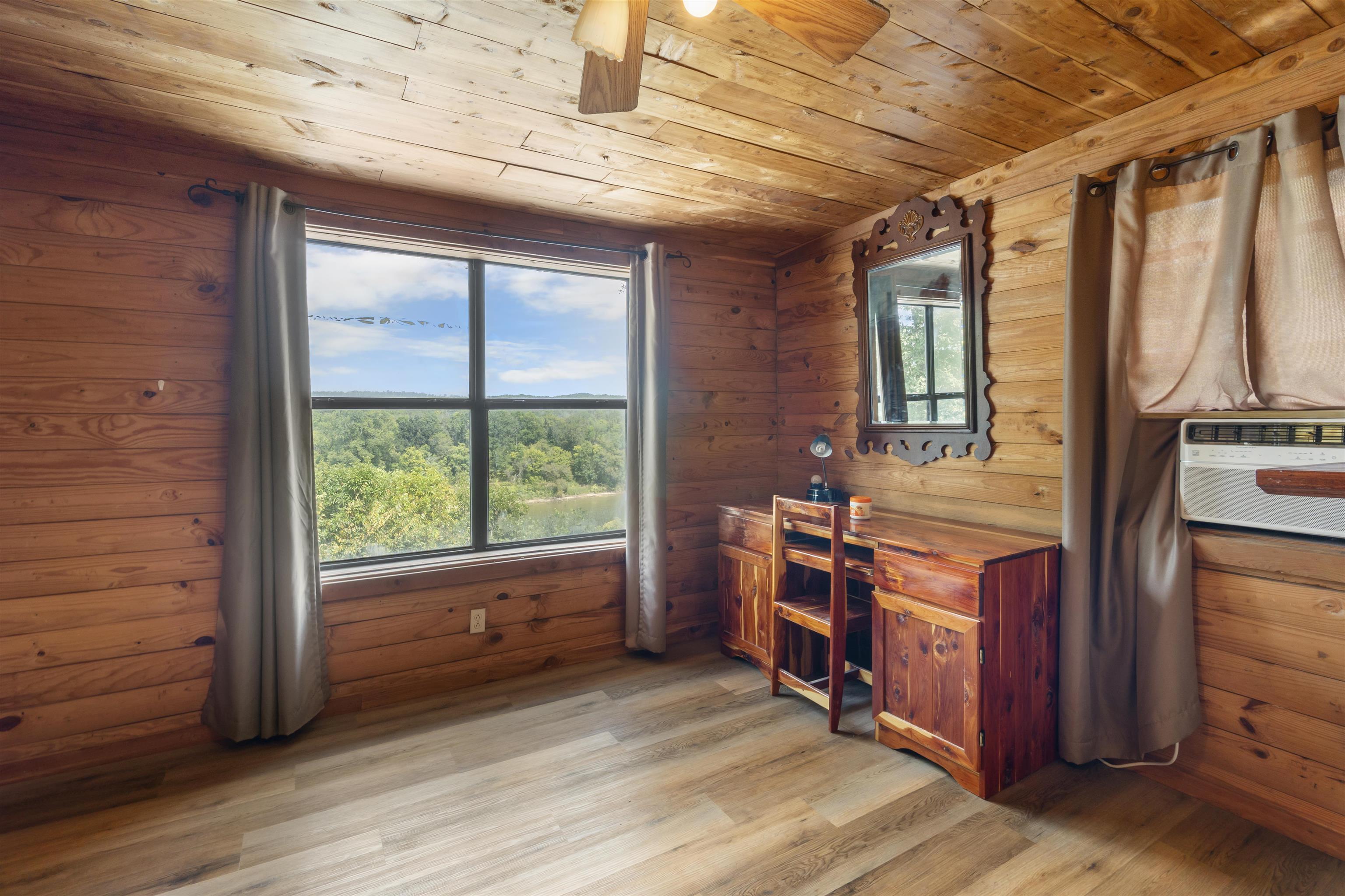 Photo 17 - Residential for sale – 434  R.S. Bluffs Road   Melbourne, AR