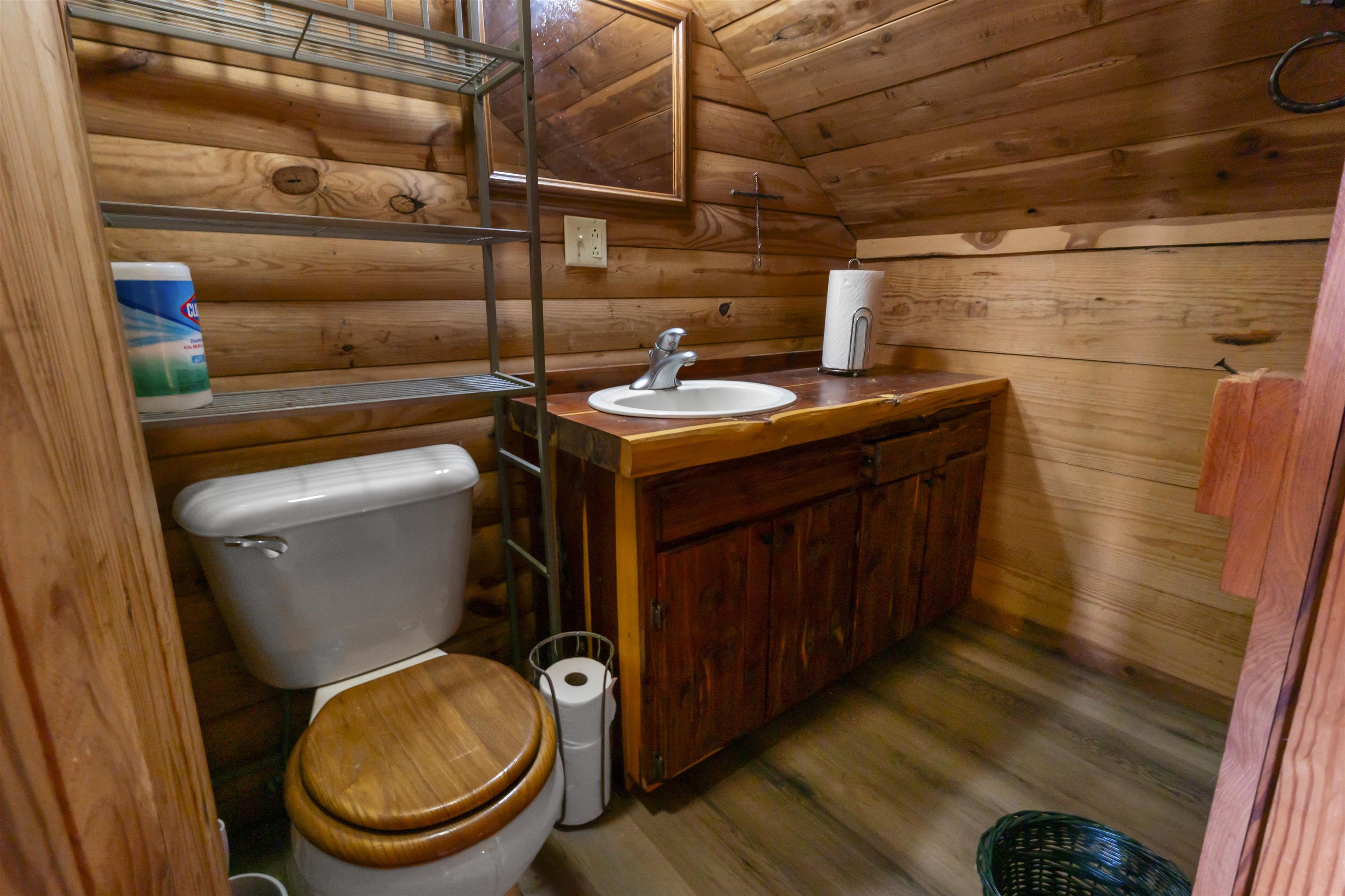 Photo 19 - Residential for sale – 434  R.S. Bluffs Road   Melbourne, AR