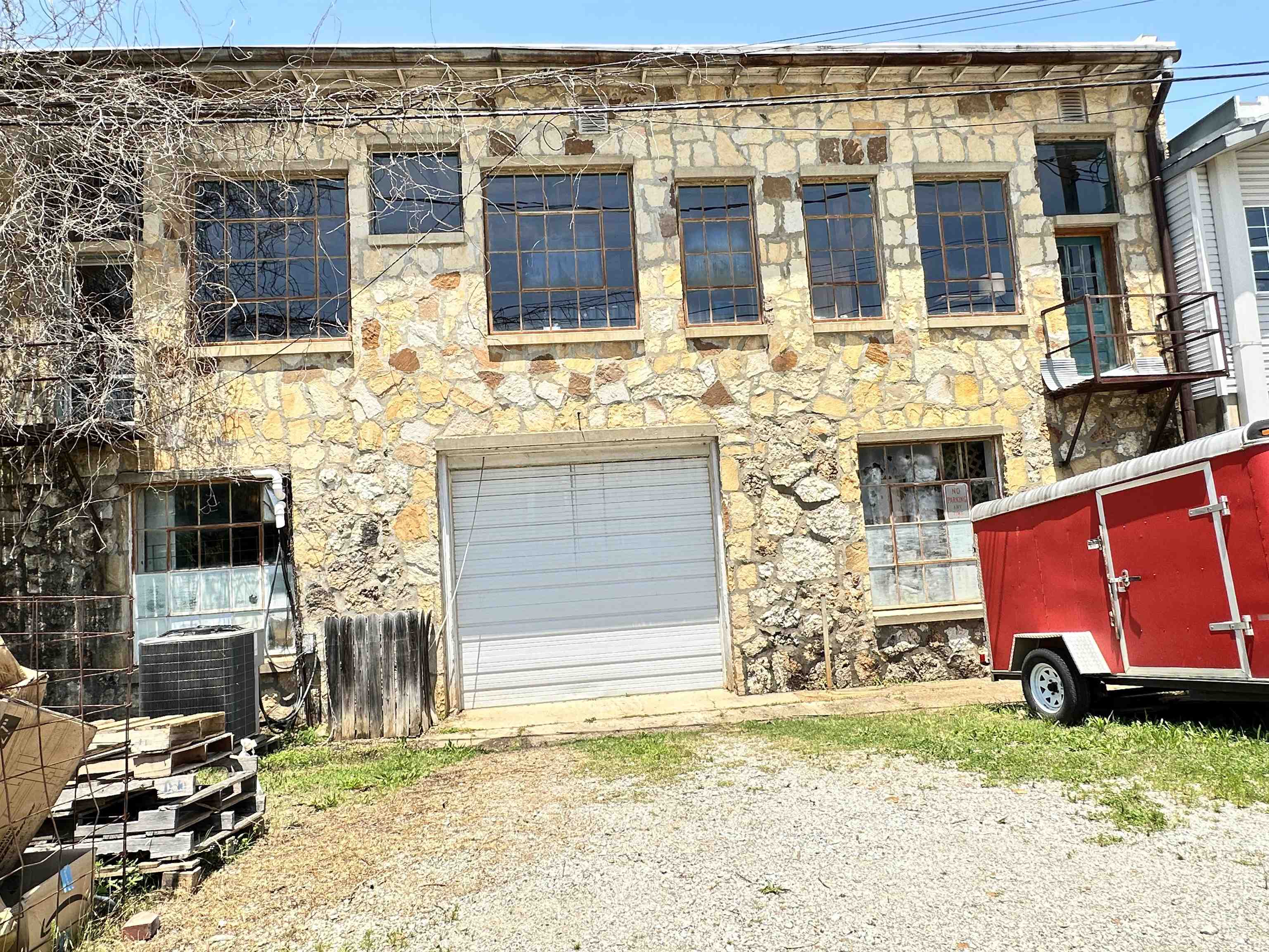 Photo 19 - Commercial / Industrial for sale – 217 E main   Hardy, AR
