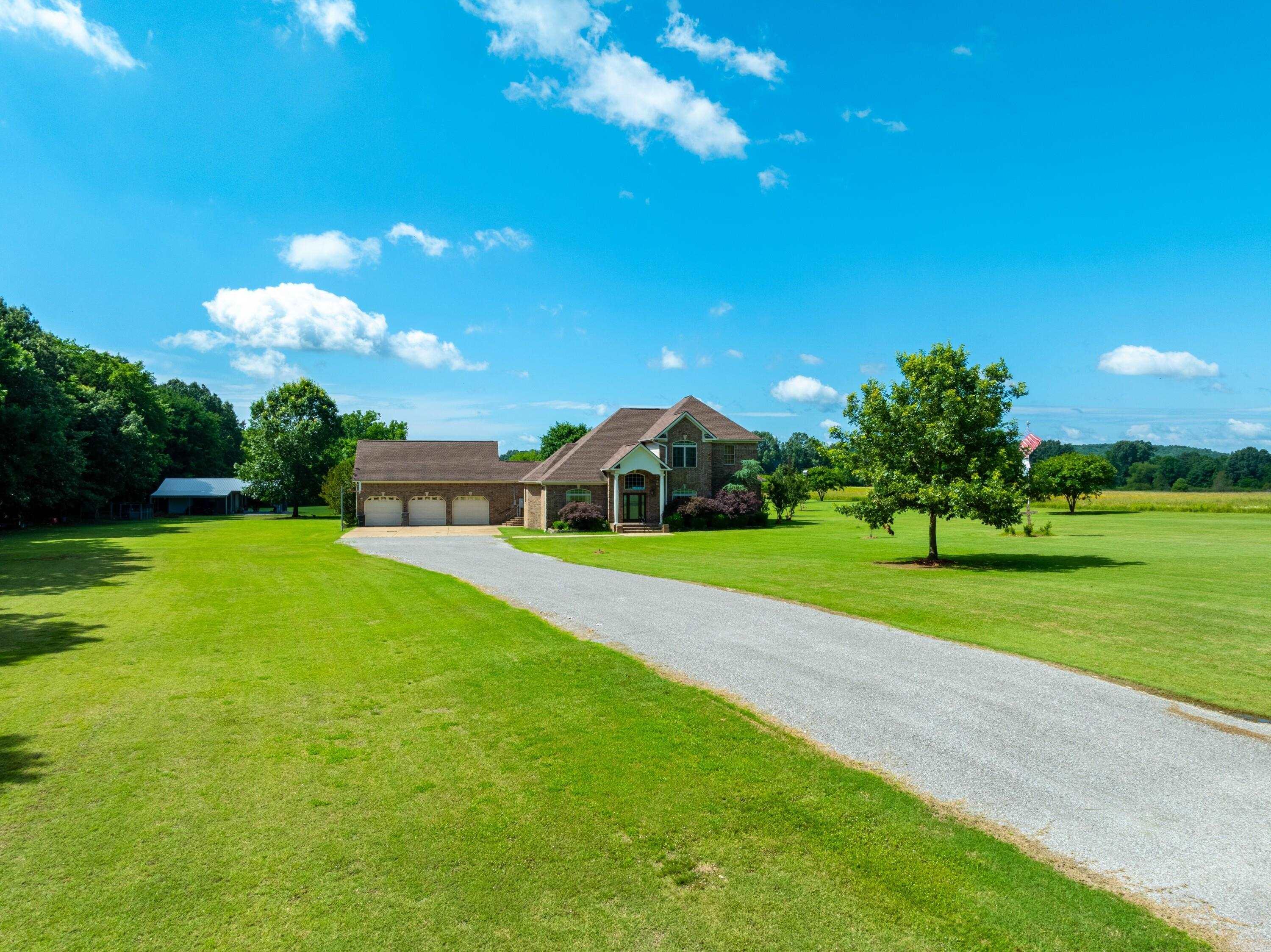 Photo 2 - Residential for sale – 1200  Rounds Road   Batesville, AR