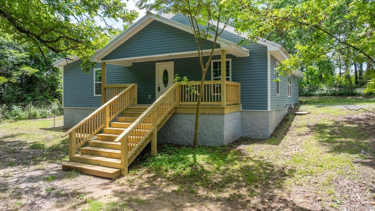 Residential for sale – 915  Bethesda Rd.   Batesville, AR