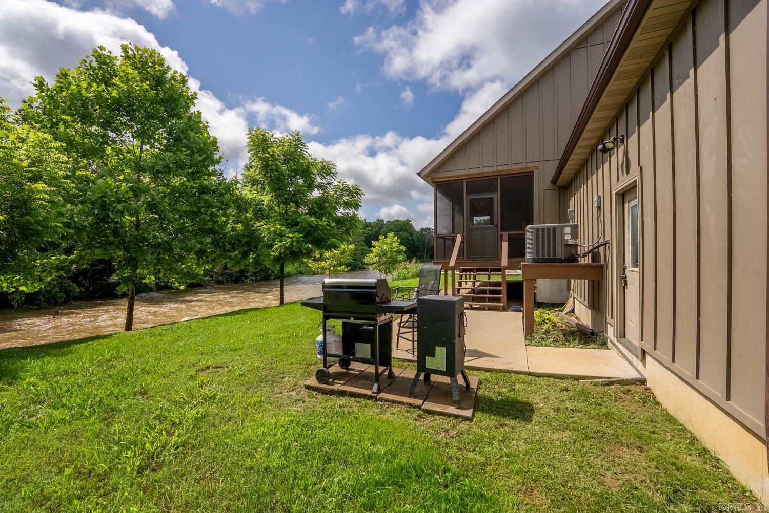 Photo 8 - Residential for sale – 347  Big Trout Trail   Mammoth Spring, AR
