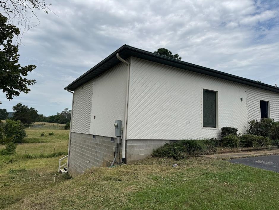 Photo 5 - Commercial / Industrial for sale – 730  Hwy 62/412 West   Salem, AR