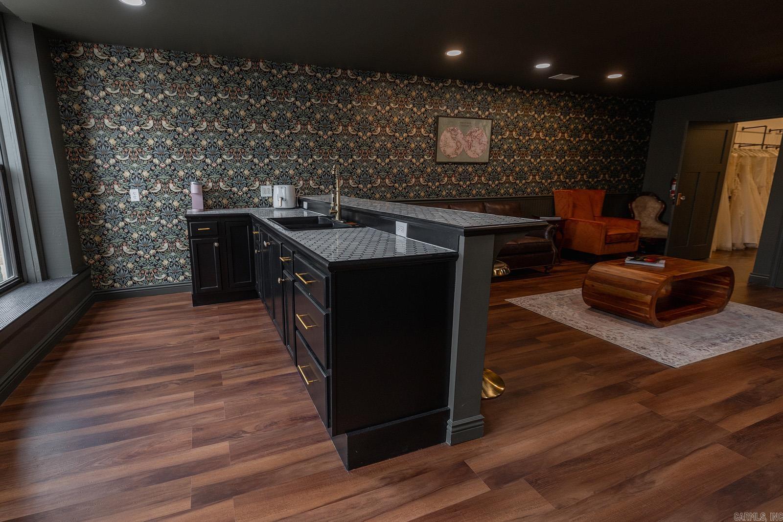 Photo 15 - Commercial / Industrial for sale – 130 W Main   Batesville, AR