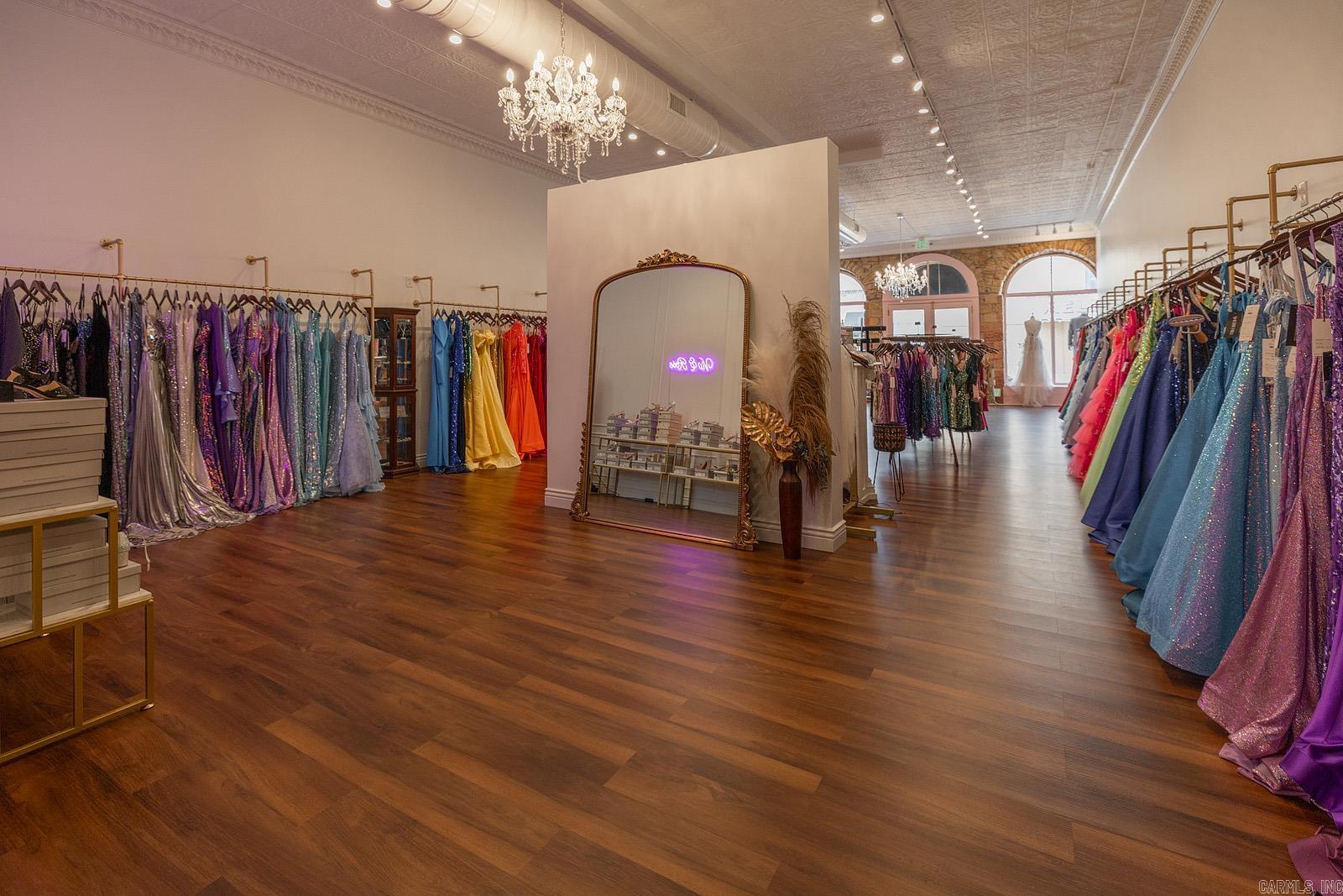 Photo 5 - Commercial / Industrial for sale – 130 W Main   Batesville, AR