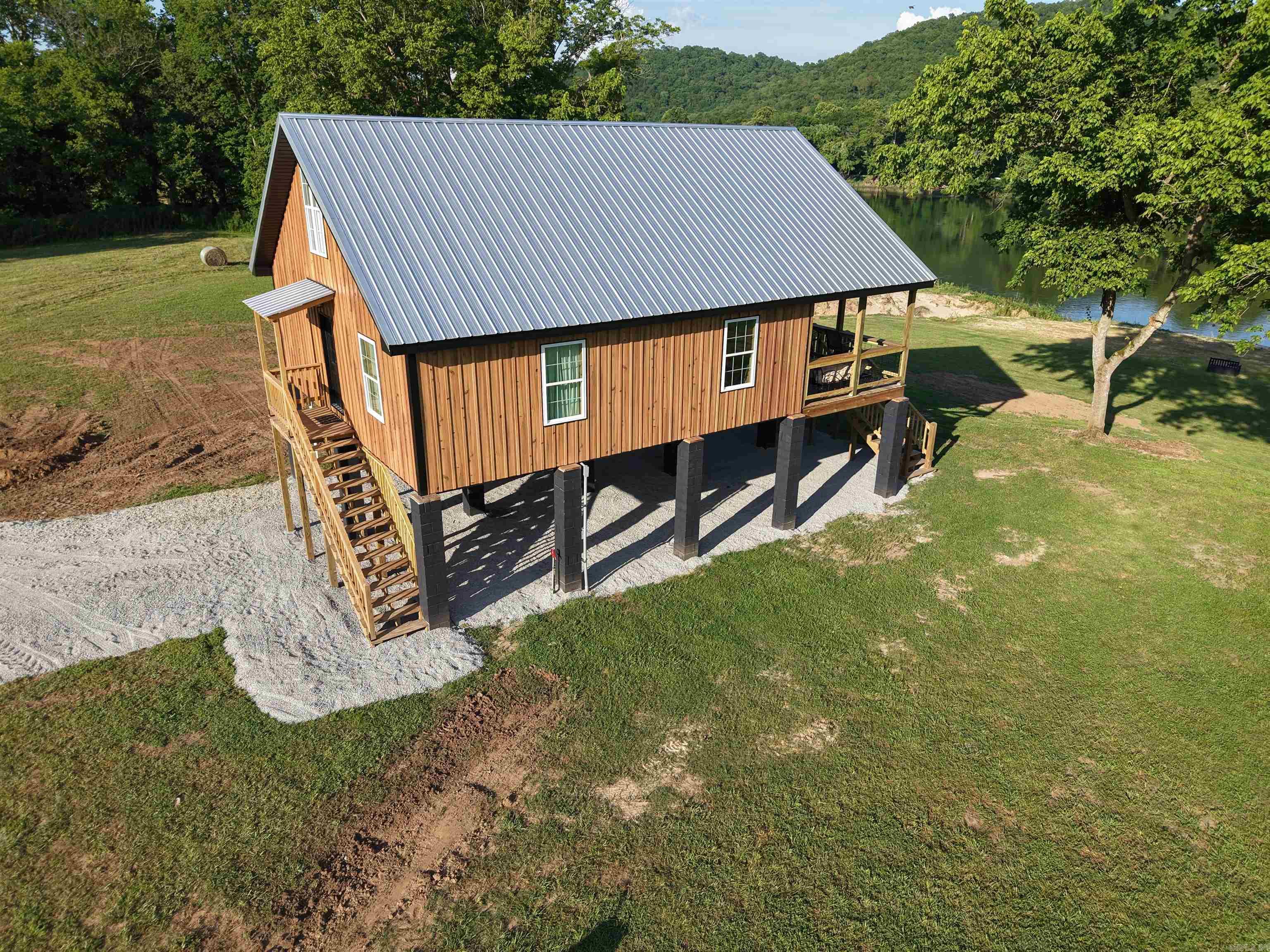 Photo 4 - Residential for sale – 75 E Schoolhouse Hollow Road   Mountain View, AR