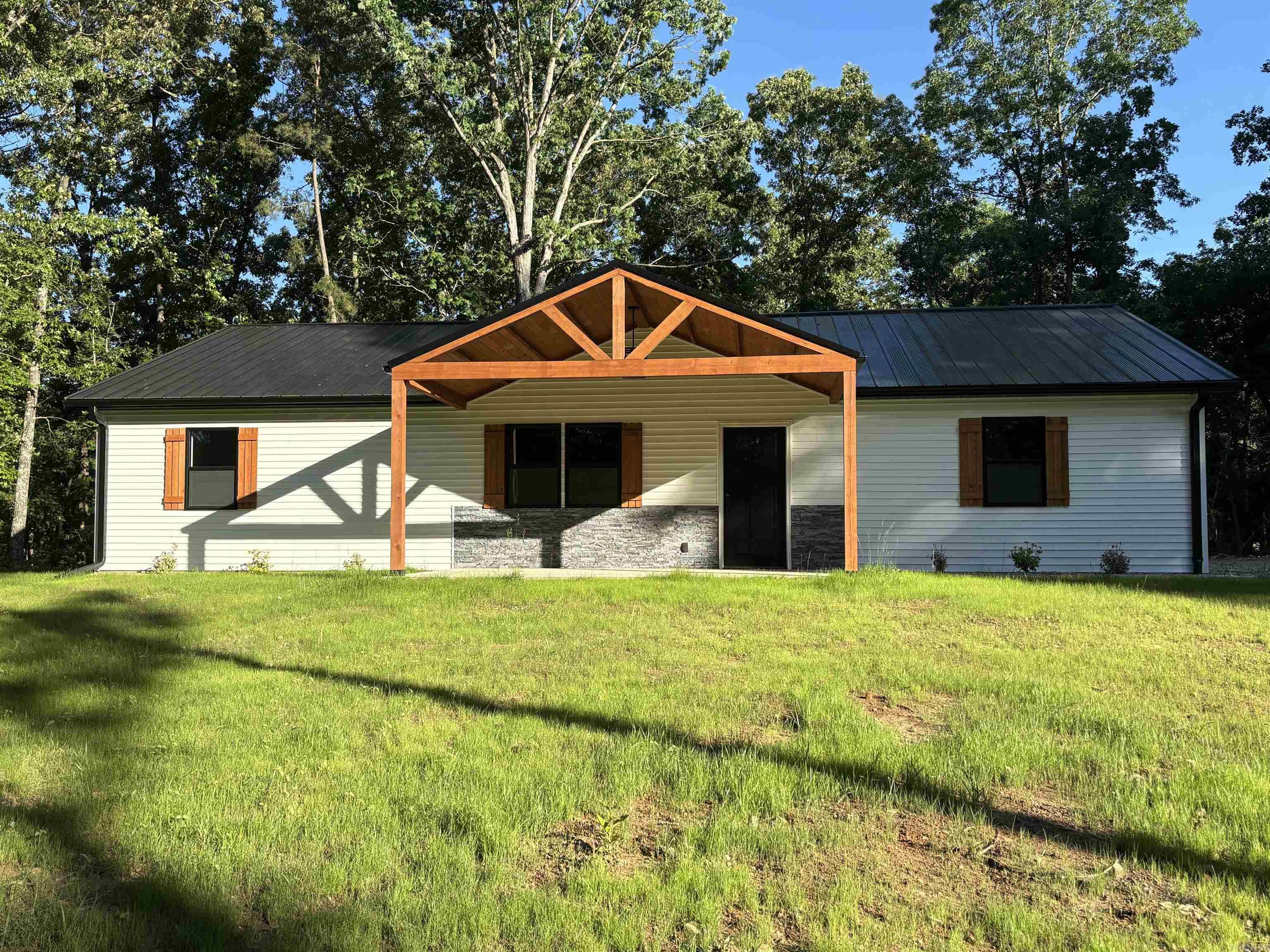 Residential for sale – 1562  US Hwy 167   Evening Shade, AR