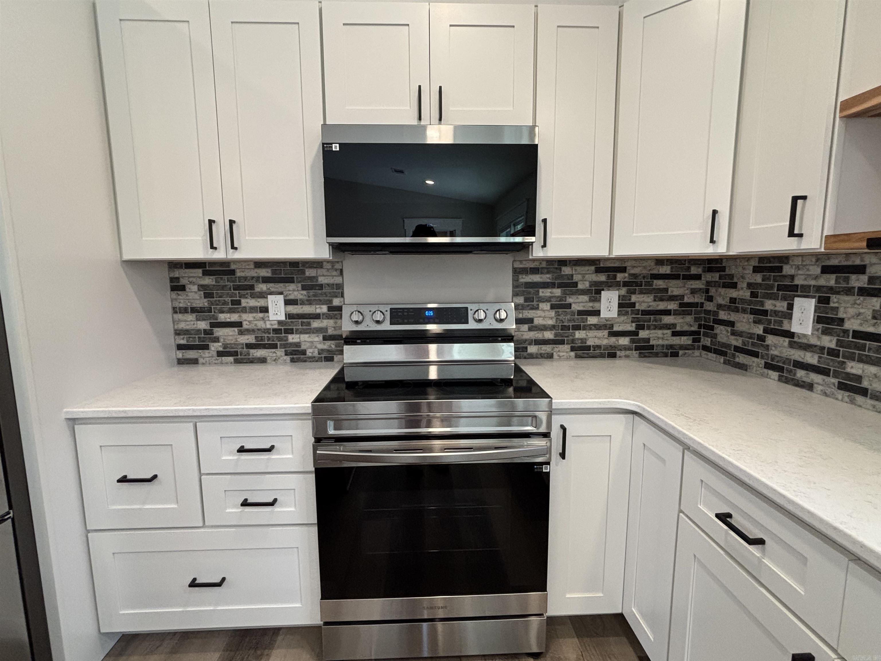 Photo 11 - Residential for sale – 1562  US Hwy 167   Evening Shade, AR