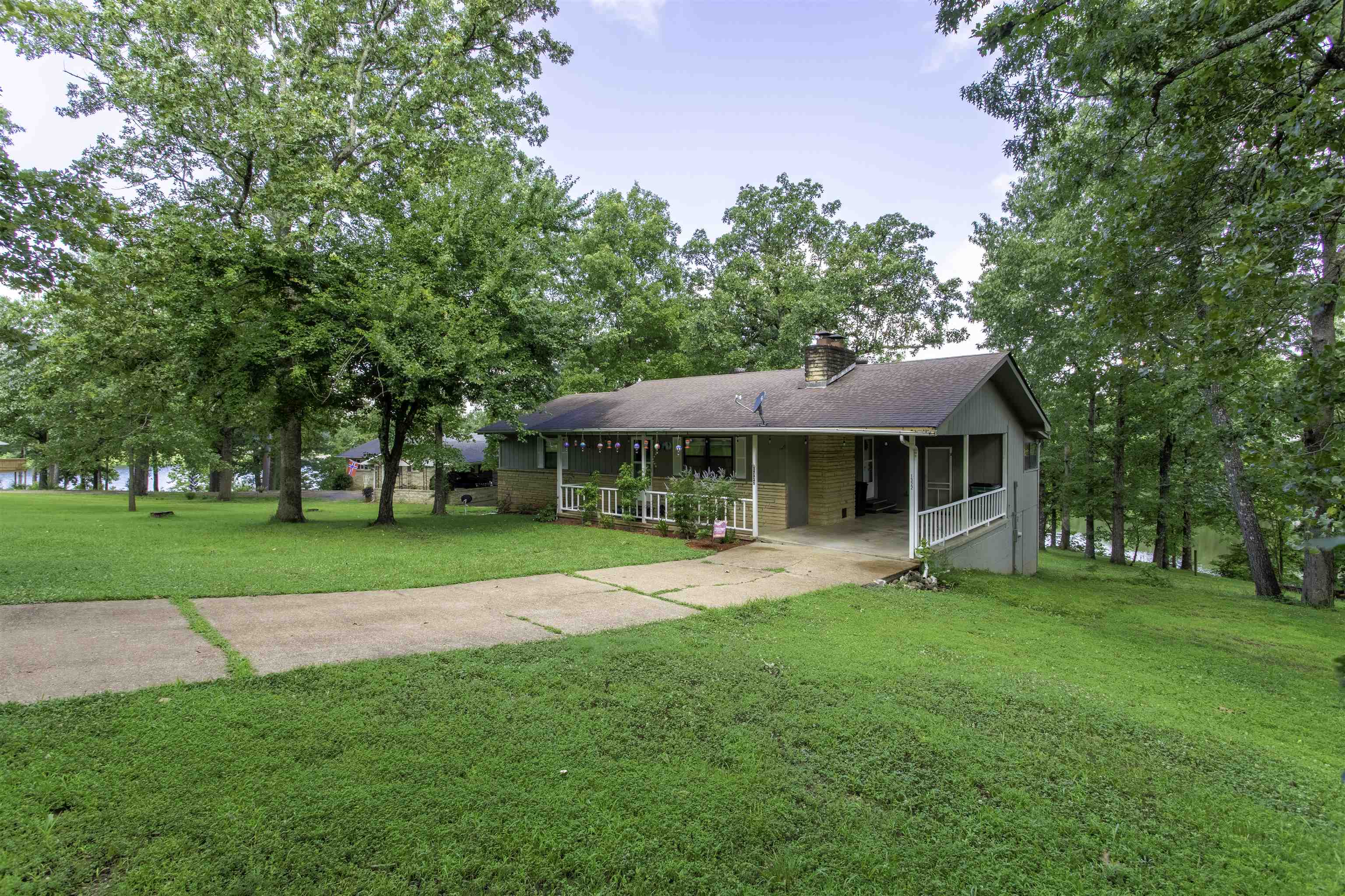 Photo 2 - Residential for sale – 1322  Hummingbird   Horseshoe Bend, AR