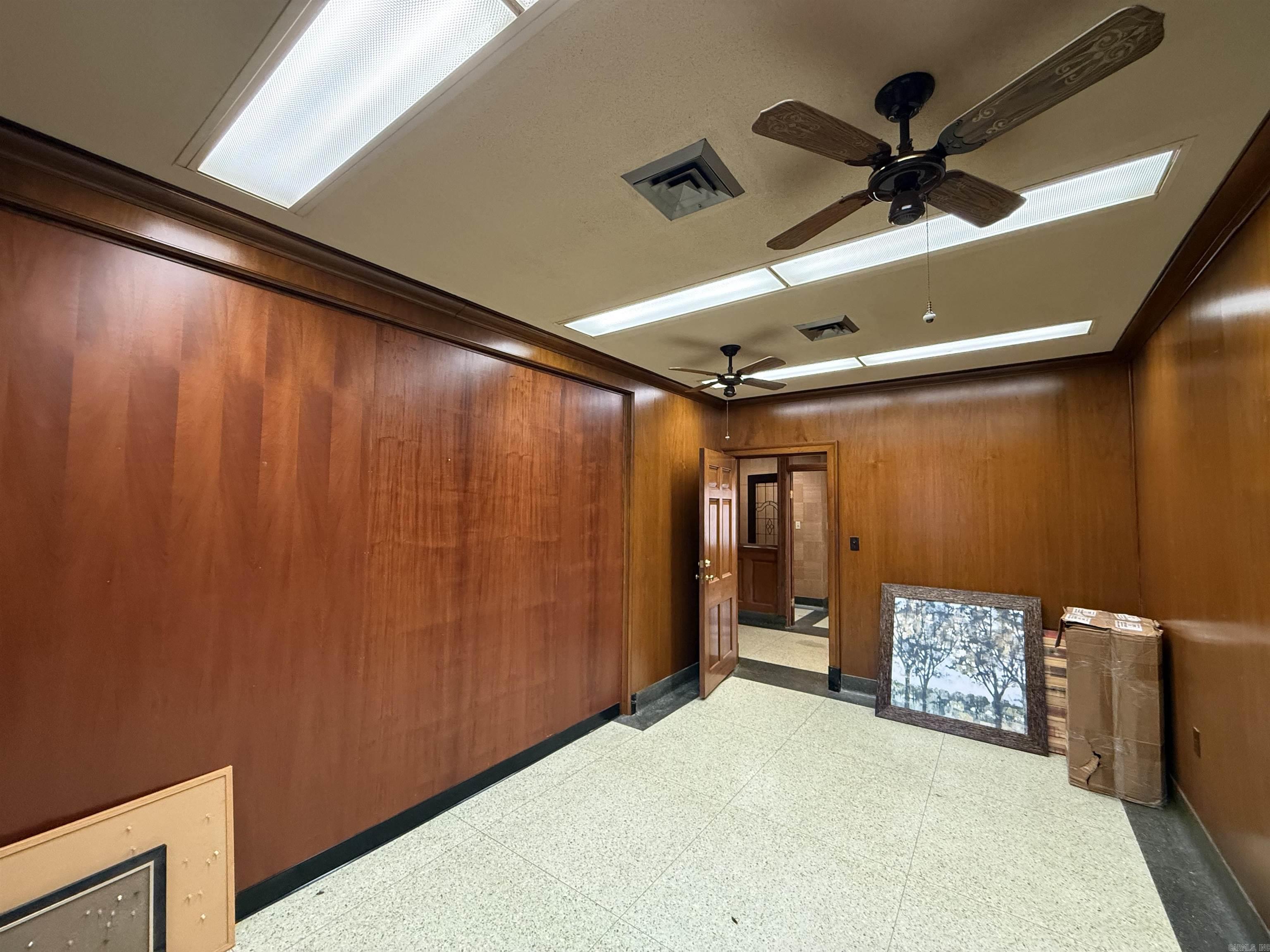 Photo 21 - Commercial / Industrial for sale – 330 E College   Batesville, AR
